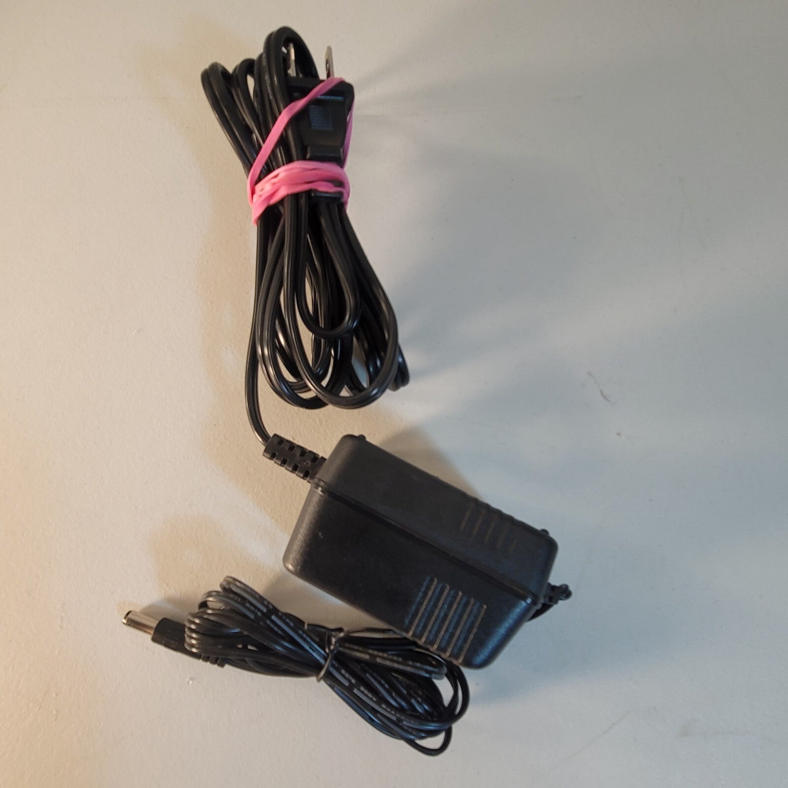 Original Cambridge SoundWorks TEAD-41-090400UT AC Power Supply Adapter 9V 400mA