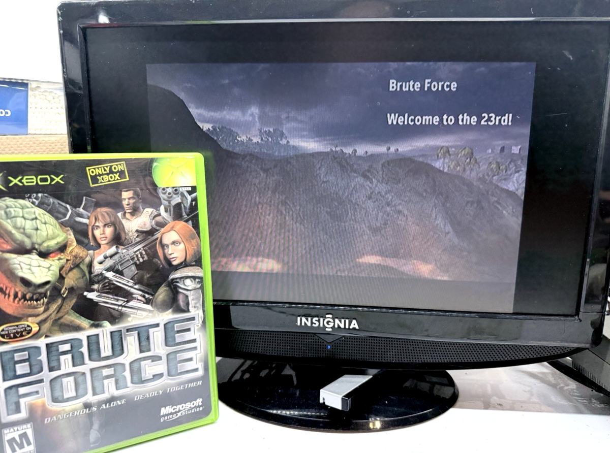 Brute Force (Microsoft Xbox, 2003) Game Case & Manual - Tested and Working