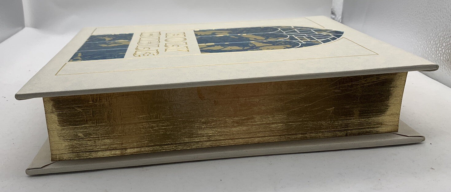Large Vintage White & Gold Holy Bible Red Letter 1976 Keepsake Family Edition