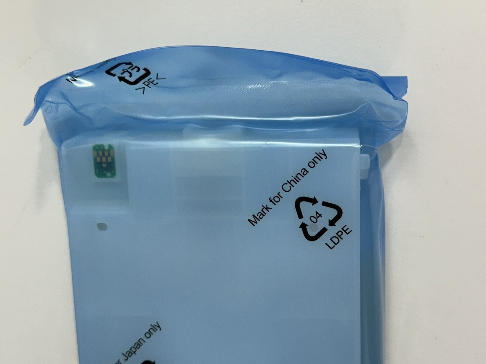 Epson UltraChrome K3 T606 Yellow Ink Cartridge (C13T606400) Sealed  Exp 7/2018