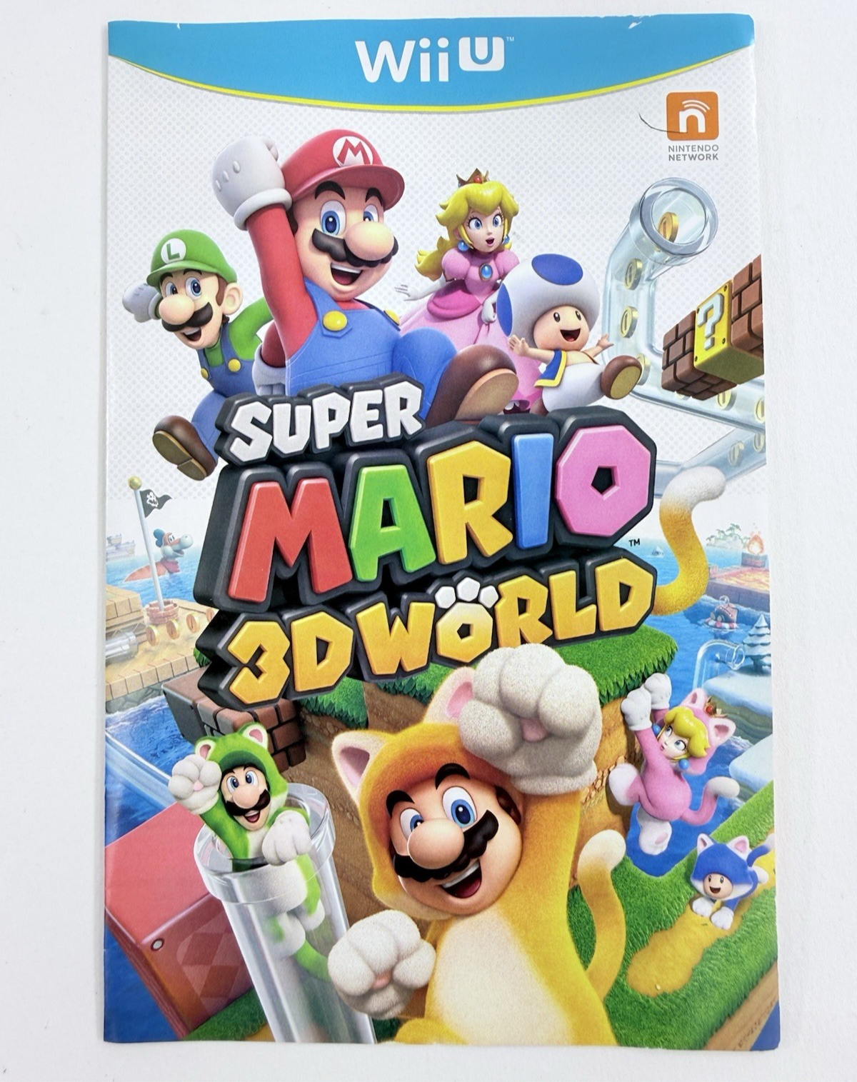 Super Mario 3D World (Nintendo Wii U, 2013) Game, Case, Manual - Tested