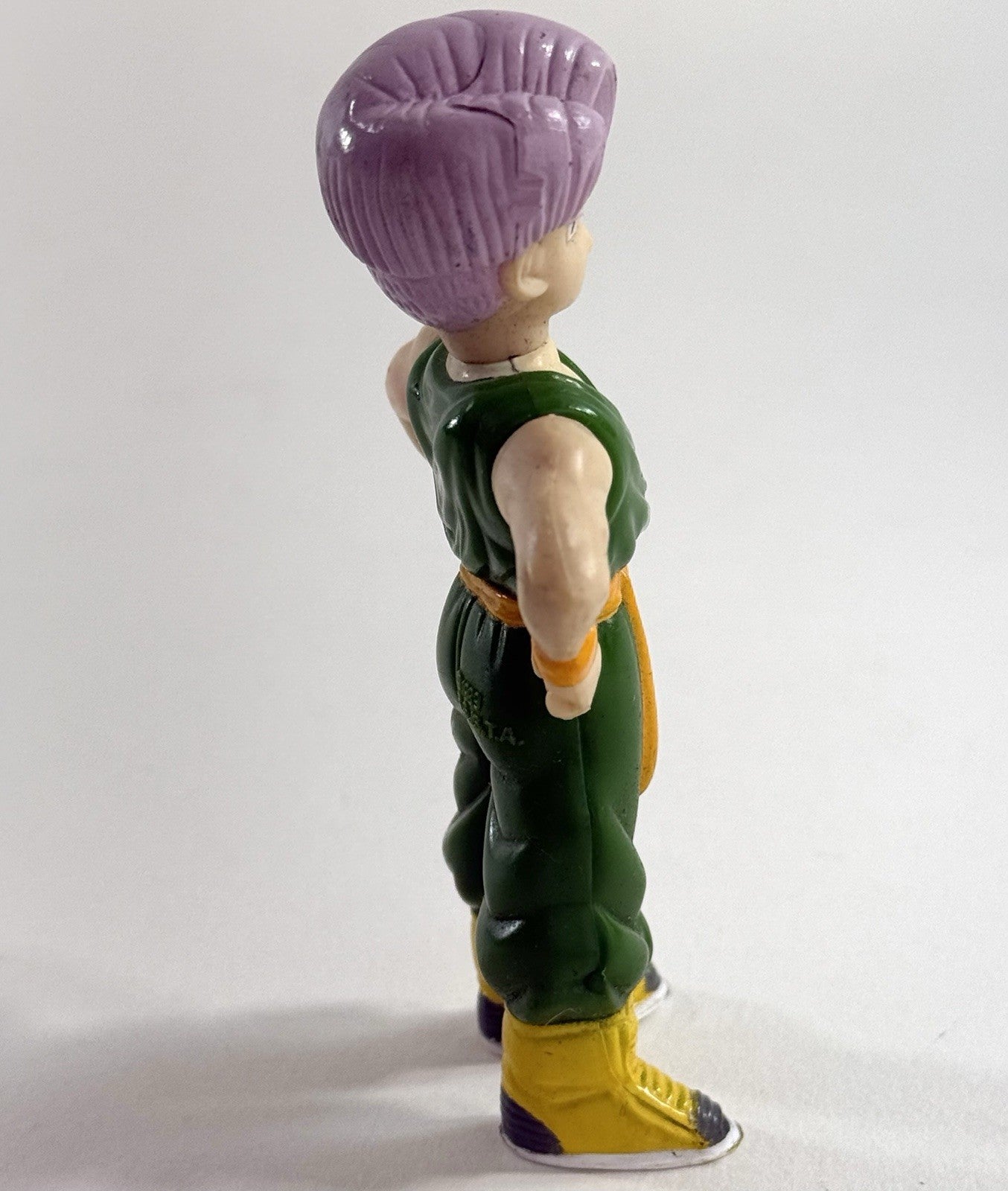 Irwin Toys 1999 Dragon Ball Z 3.75" Kid Trunks Action Figure
