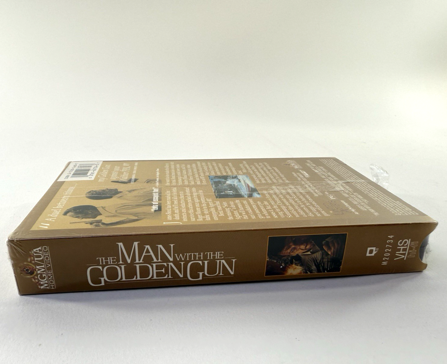 The Man with the Golden Gun (VHS, 1996) New, Factory Sealed Roger Moore Film