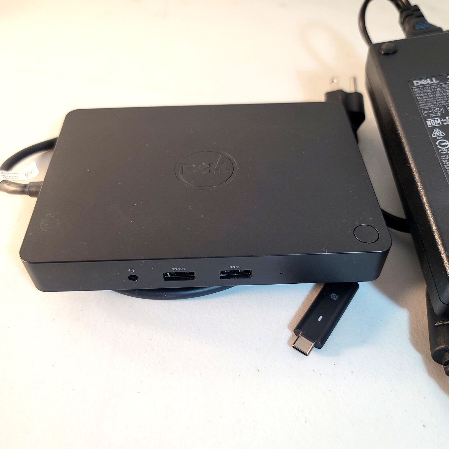 Dell WD15 4K USB-C Docking Station K17A K17A001 5FDDV with Charger - Tested