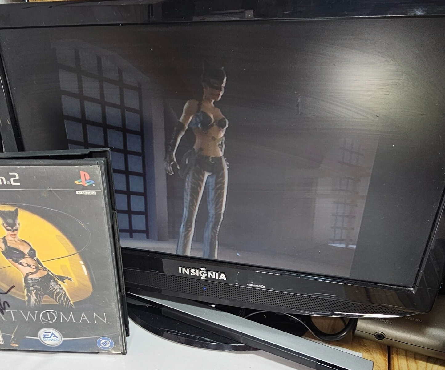 Catwoman (Sony Playstation 2, 2004) Case and Game - Tested and Working