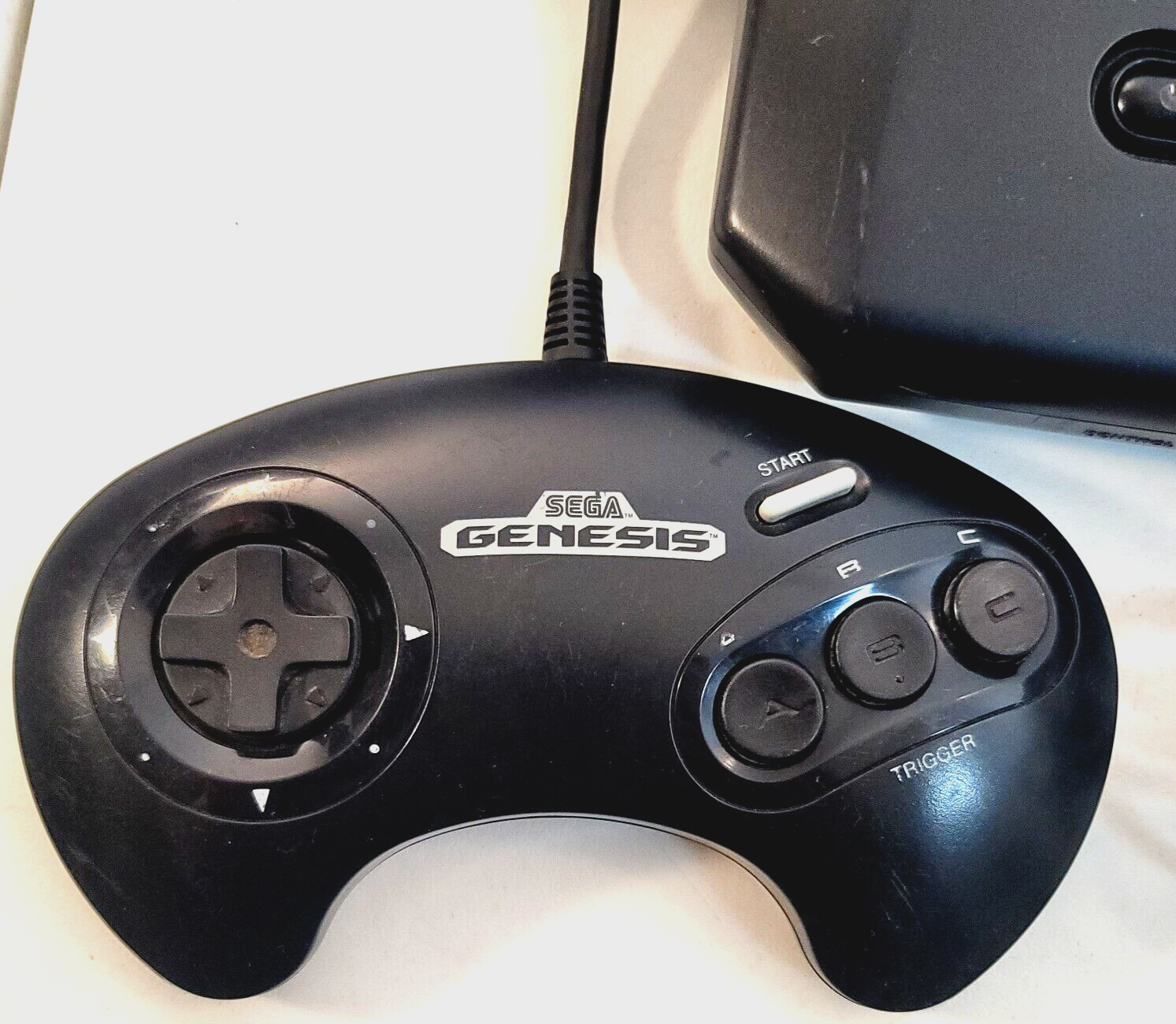 SEGA Genesis Model II Console MK-1631 with Original Controller & Cords - Tested