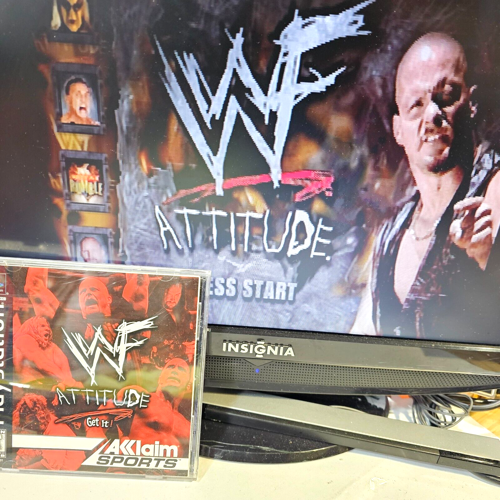 WWF Attitude (Sony PlayStation 1, 1999) Game Case Manual Registration Card