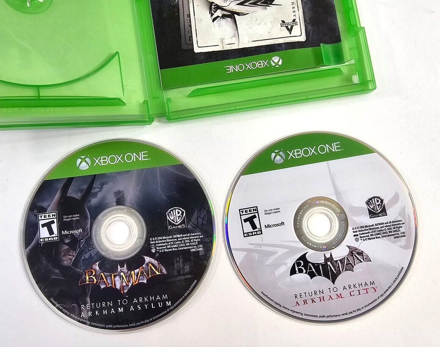 Batman: Return To Arkham (Microsoft Xbox One, 2016) Discs, Case, Manual - Tested