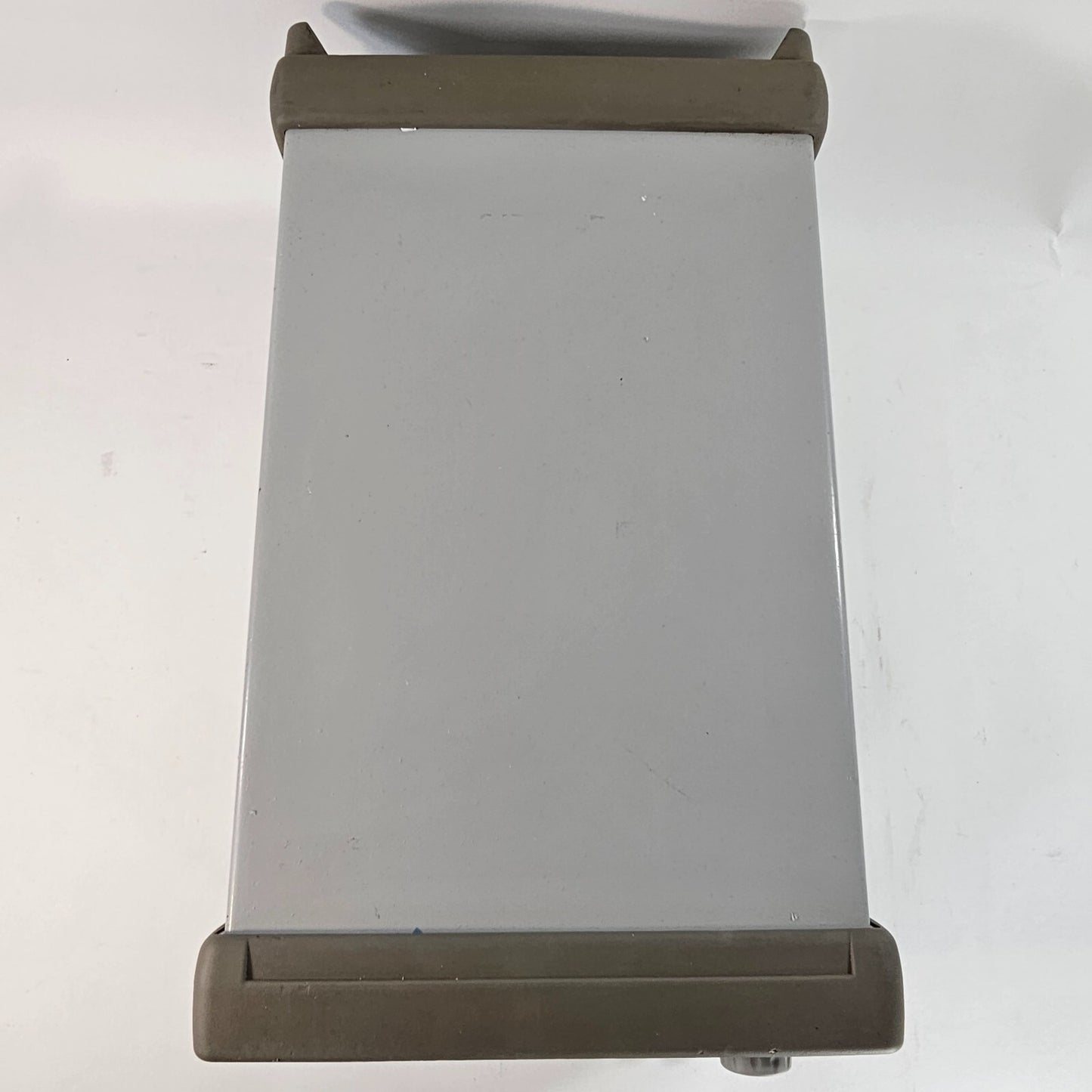 Agilent E3648A Dual Output DC Power Supply 0-8V,5A/0-20V,2.5A - Tested - 2064