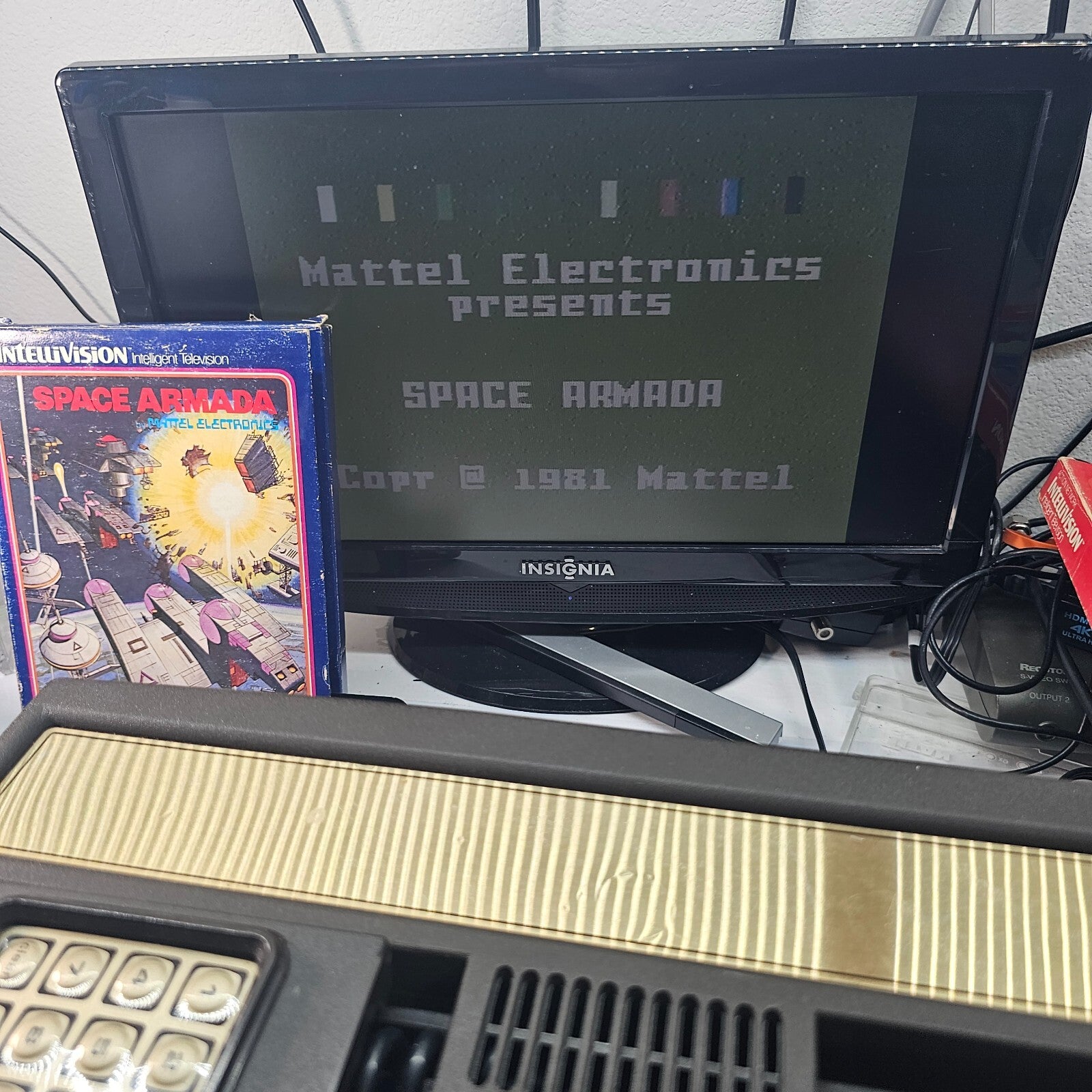 Space Armada (Intellivision, 1981) Game, Box, Manual, Overlays -Tested & Working