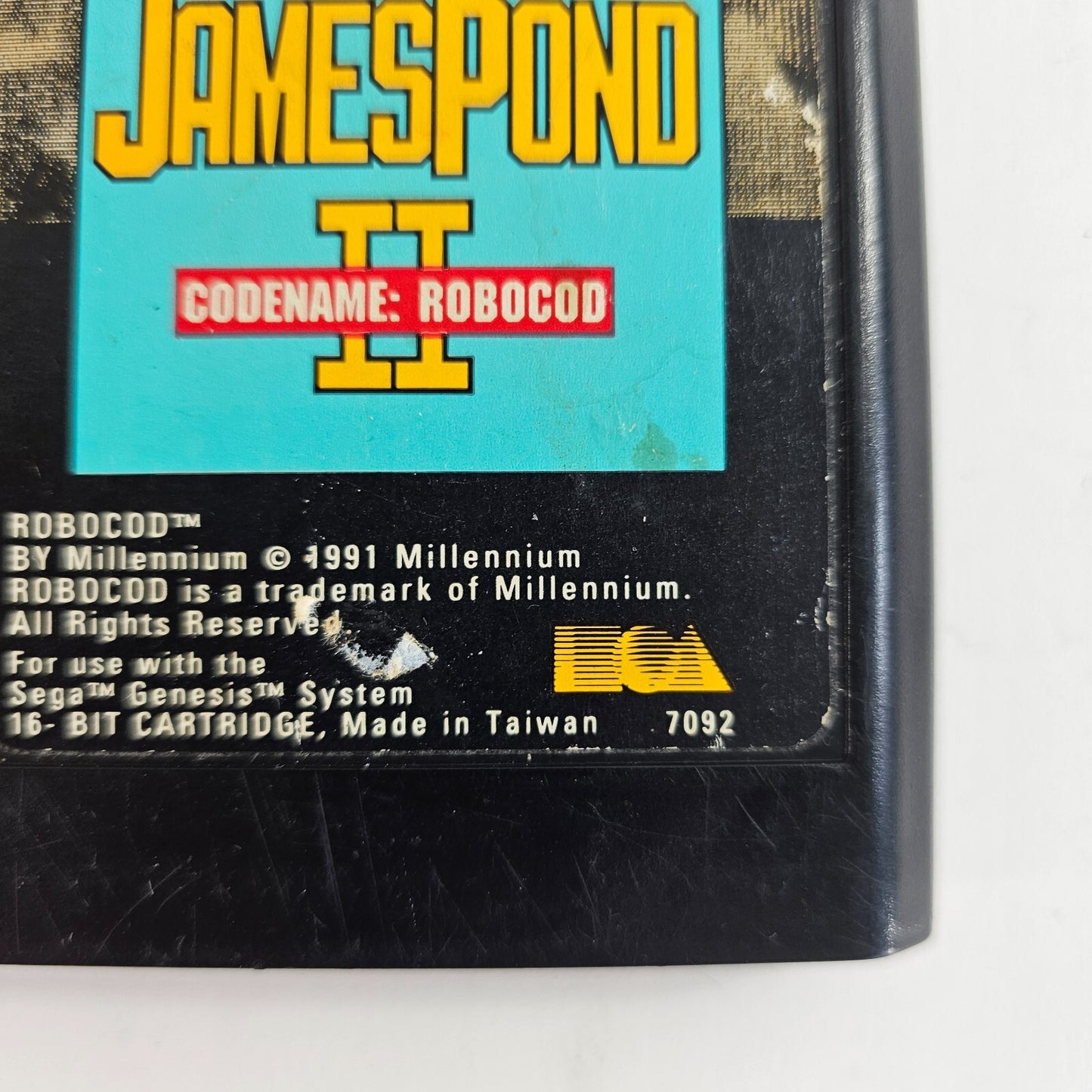 James Pond II: Codename RoboCod (Sega Genesis, 1993) Game and Case - Tested