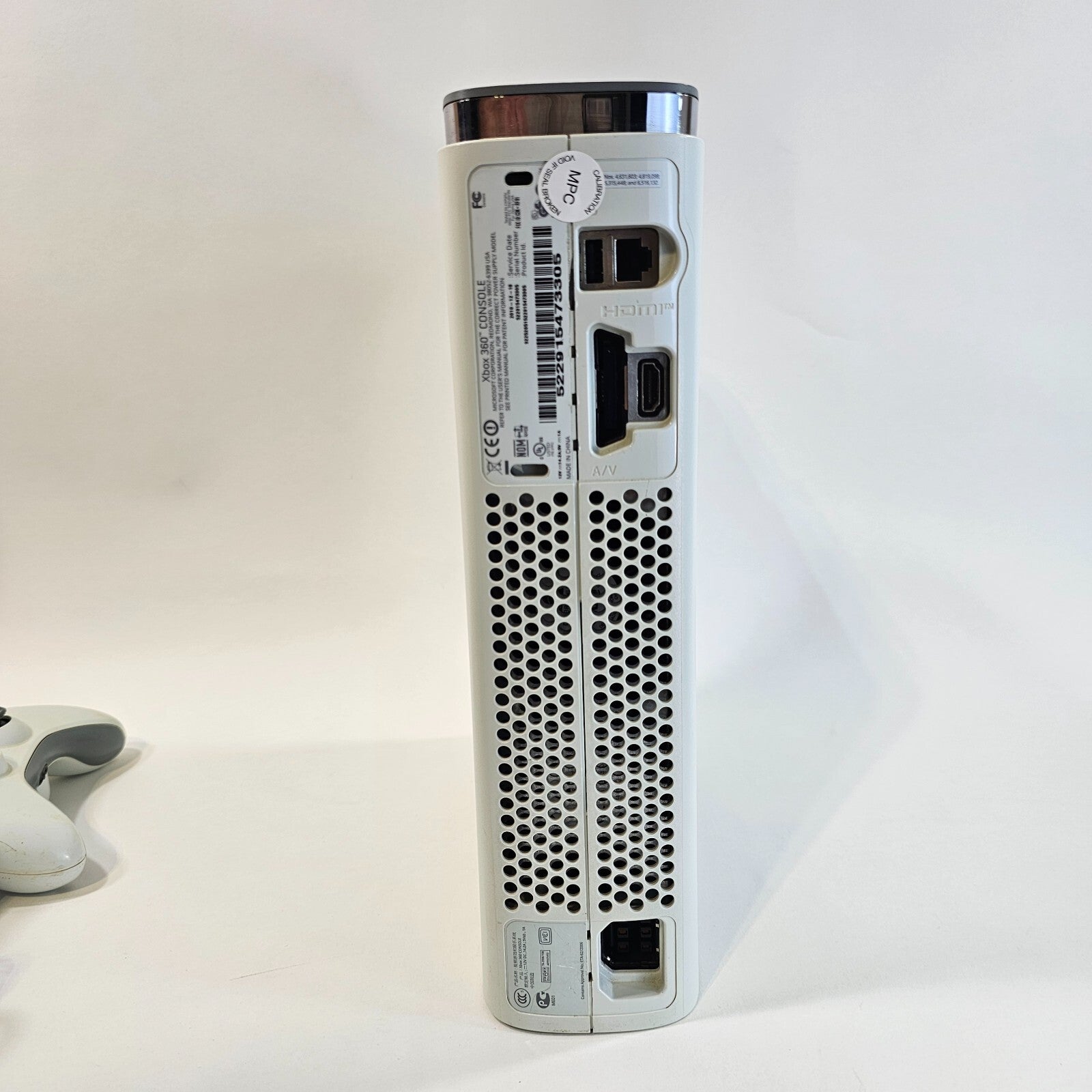 Microsoft White Xbox 360 120 GB Console with Cords, Kinect and Games - Tested