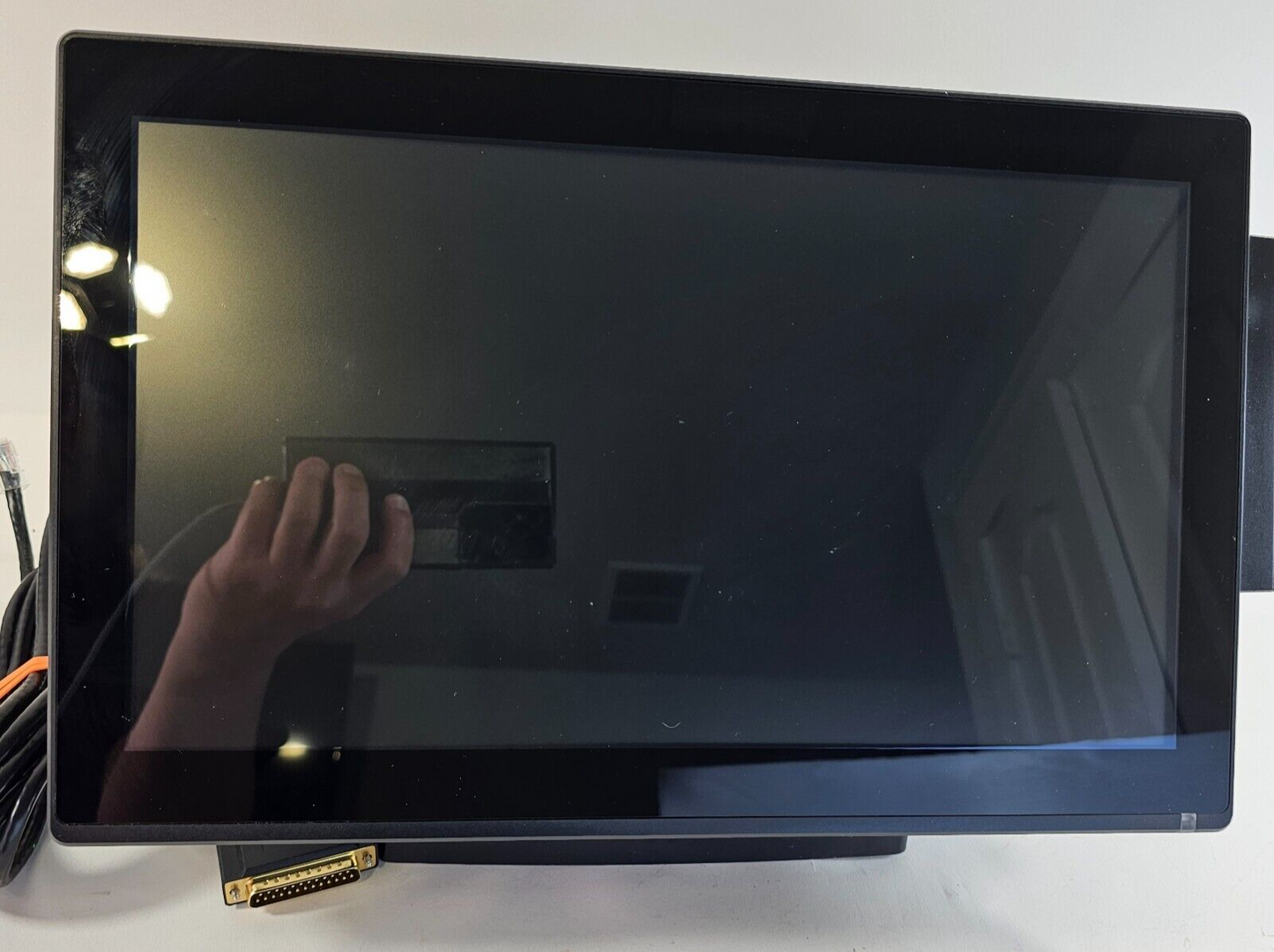 Revention HungerRush 360 HR 5686 Restaurant Point-of-Sale Computer - Tested