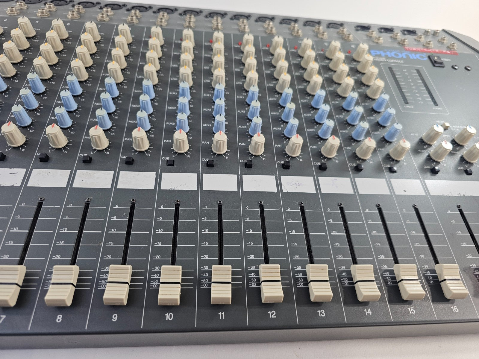 Phonic PMC-1602B 16-Channel Mixing Console - Local Pickup - Read