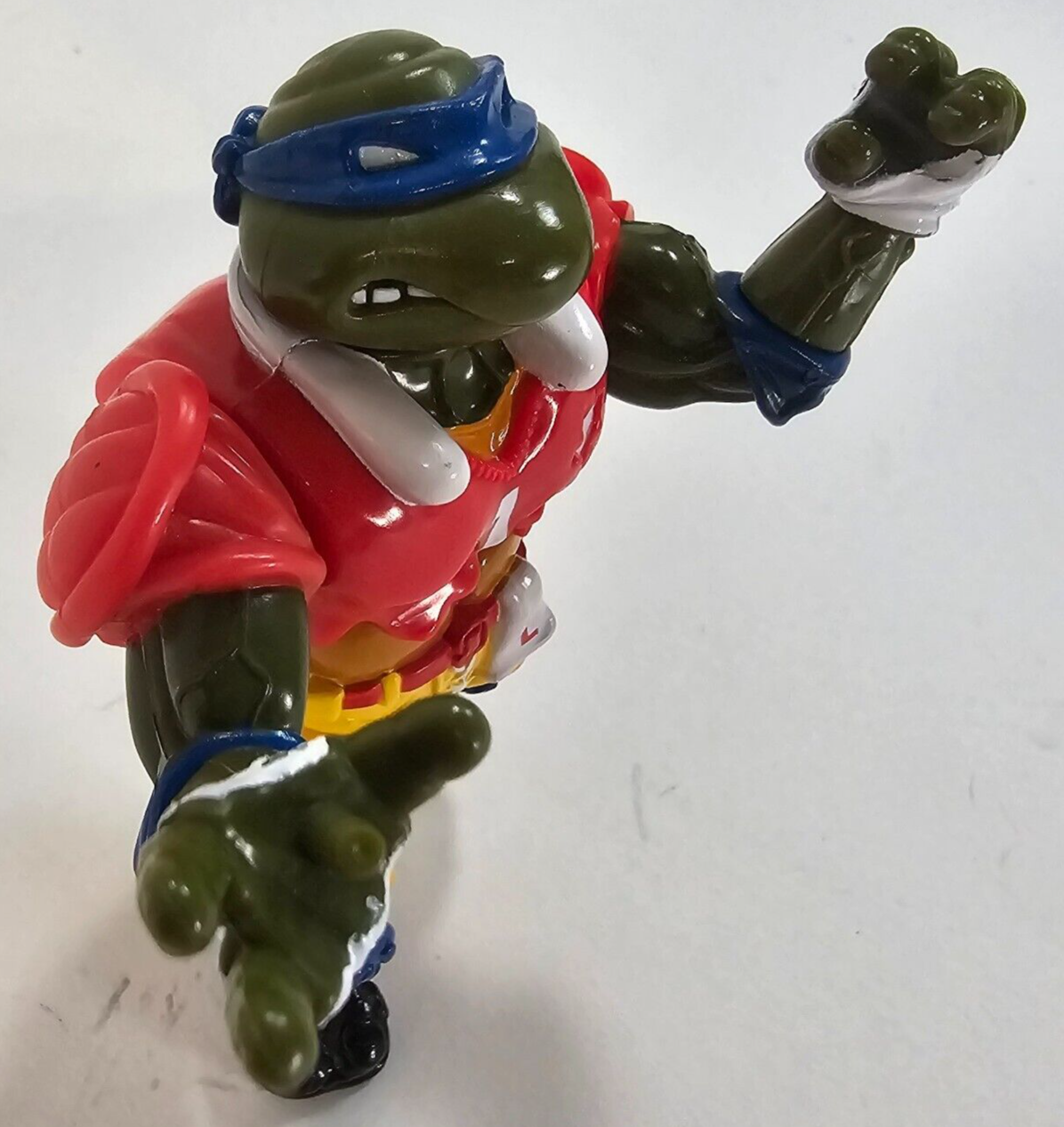Playmates Toys 1991 TD Tossin' Leo Teenage Mutant Ninja Turtles Action Figure