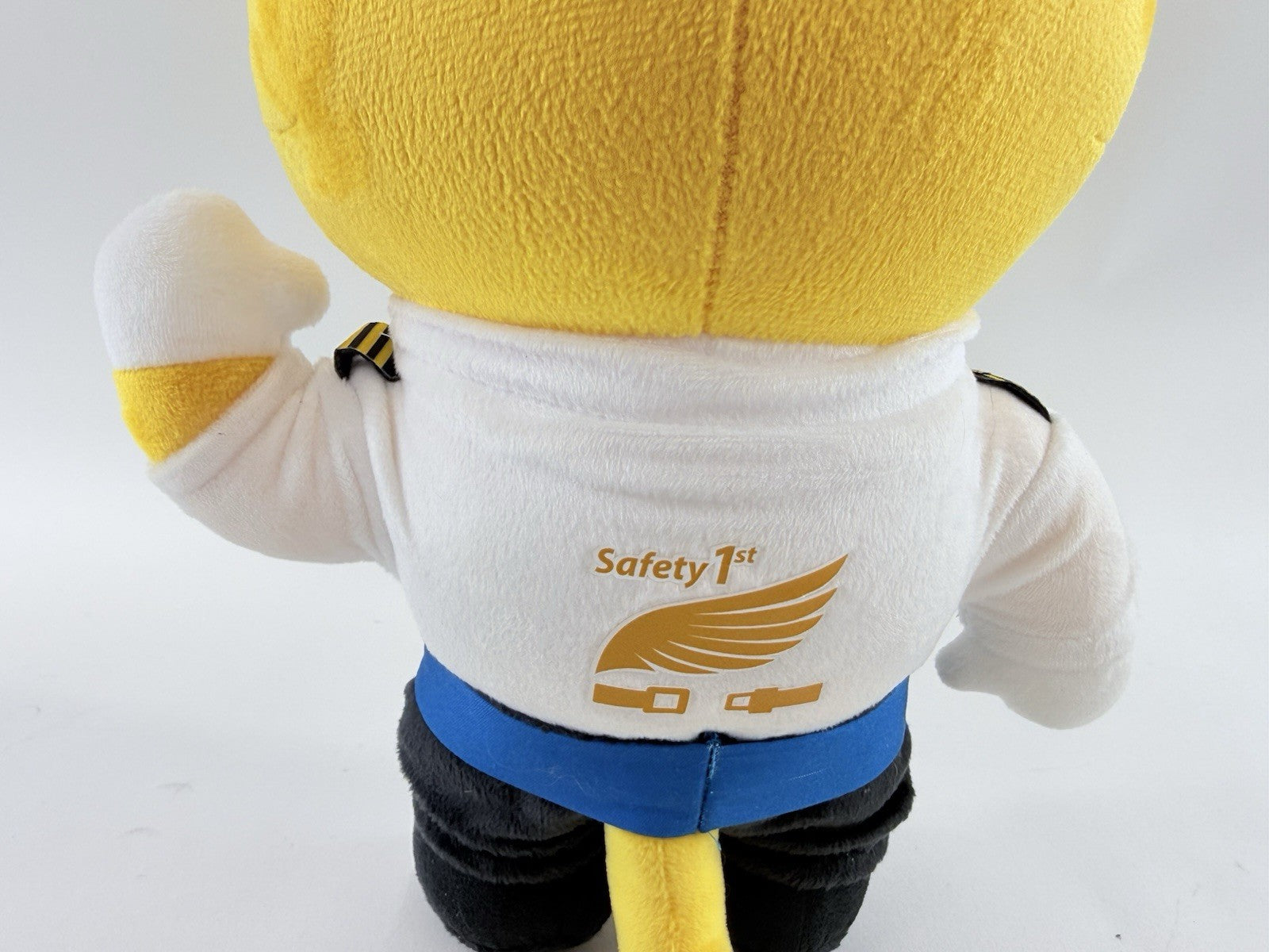WSOC 2023 Hanoi Vietnam Airlines Pilot Cat Plush Mascot IATA Safety Conference