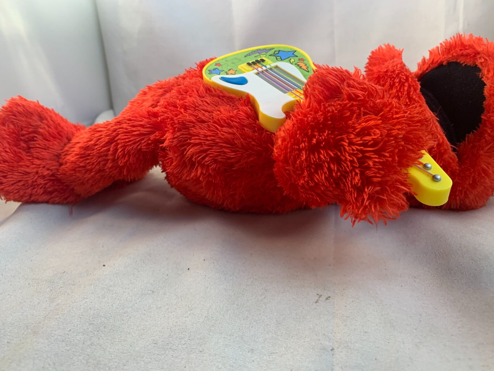 Hasbro 2020 Rock & Rhyme Elmo Singing & Talking Plush - Tested and Working