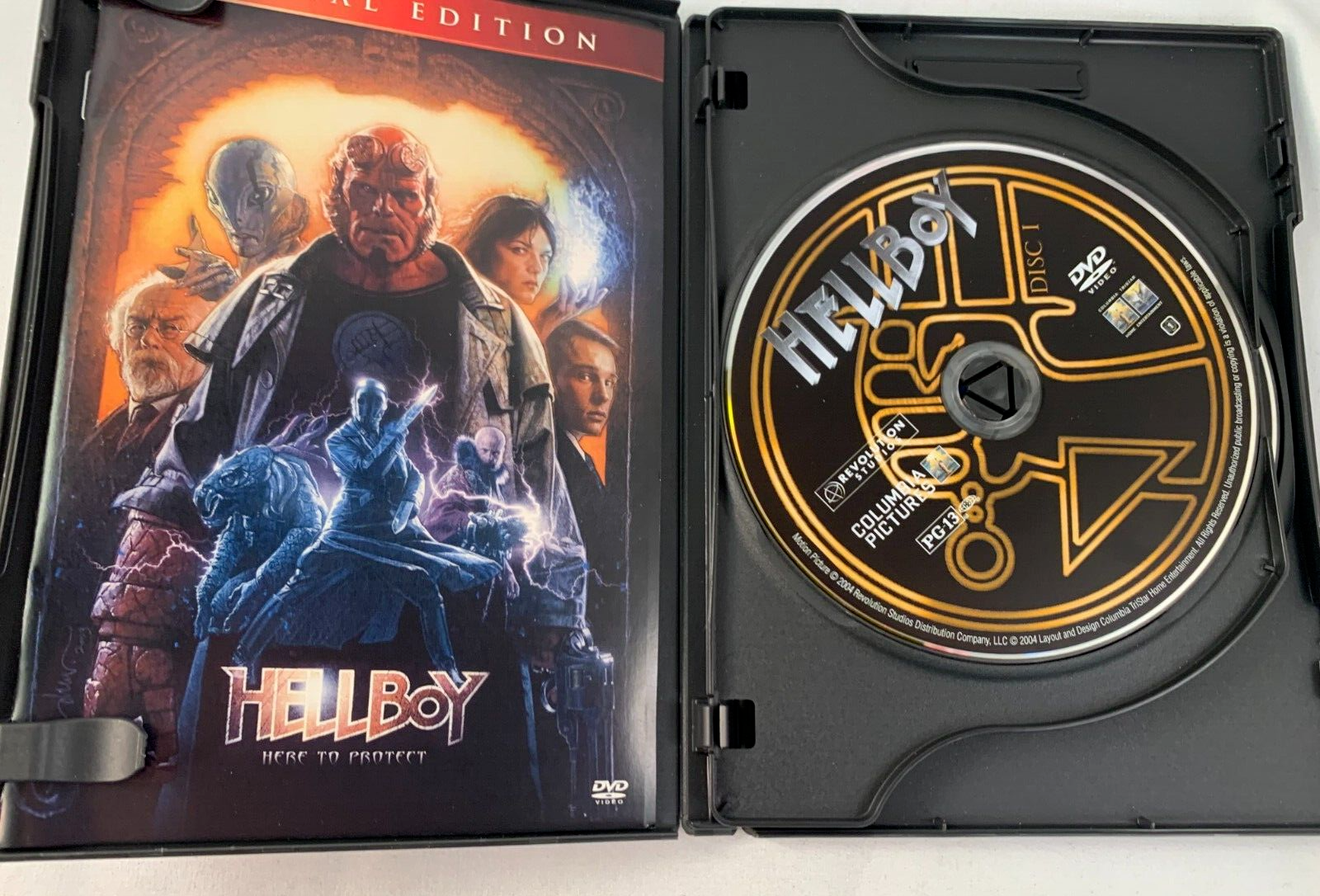 Hellboy/Hellboy II The Golden Army (DVD bundle) - Tested and Working