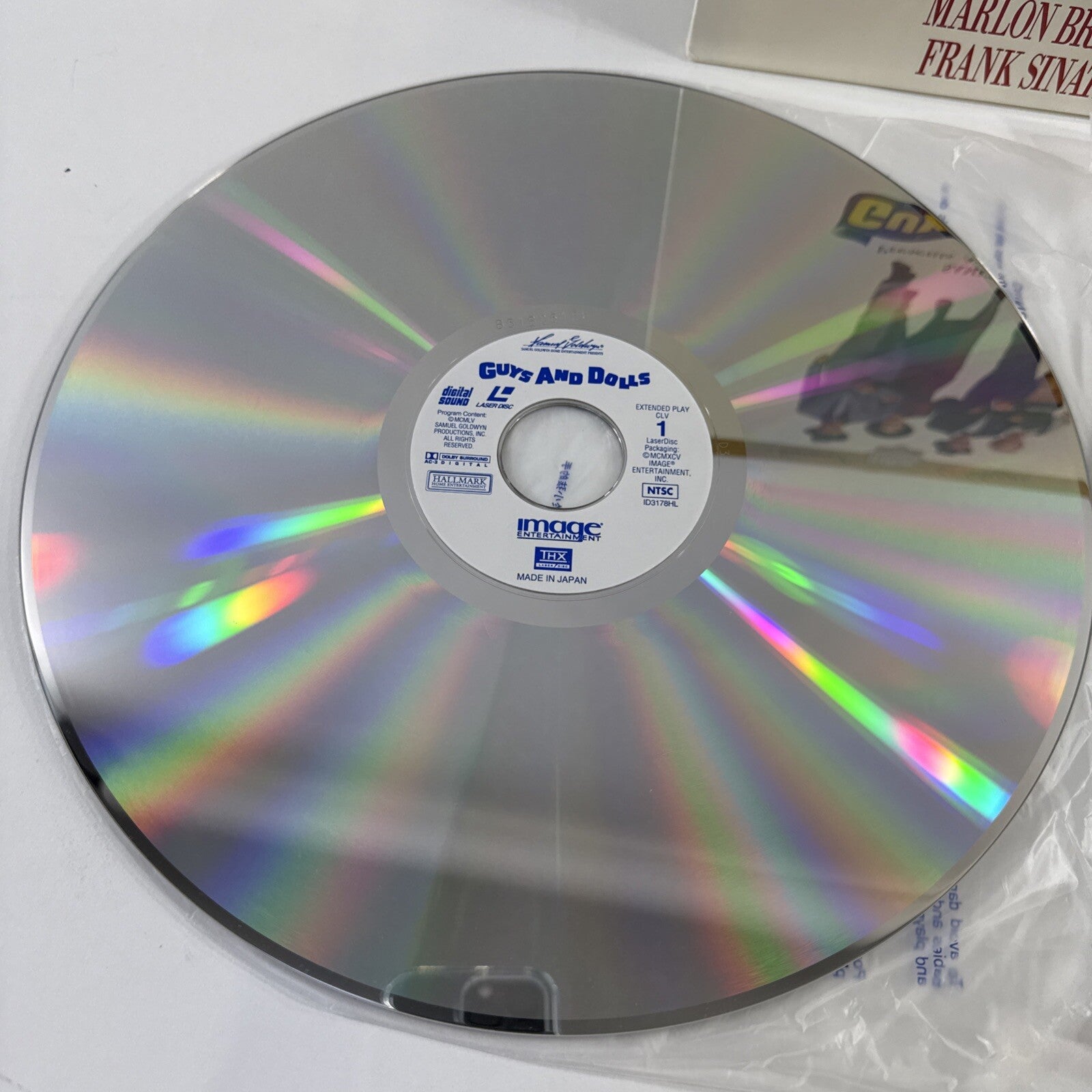 How to Marry a Millionaire (Laserdisc Bundle) Guys and Dolls, Around The World..