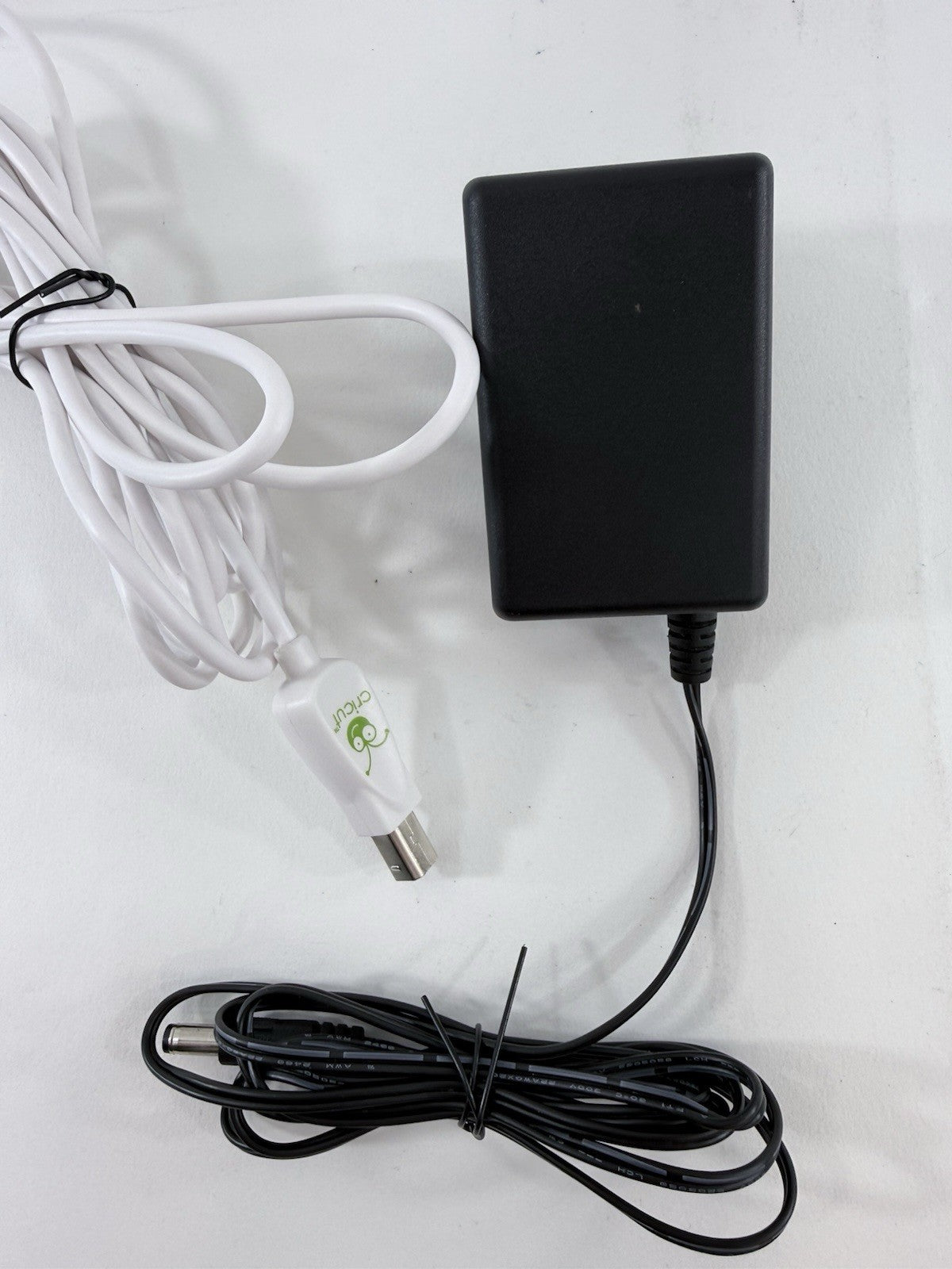 Iomega eGo 31868900 1TB USB 2.0 External Hard Drive with Power Supply - Tested