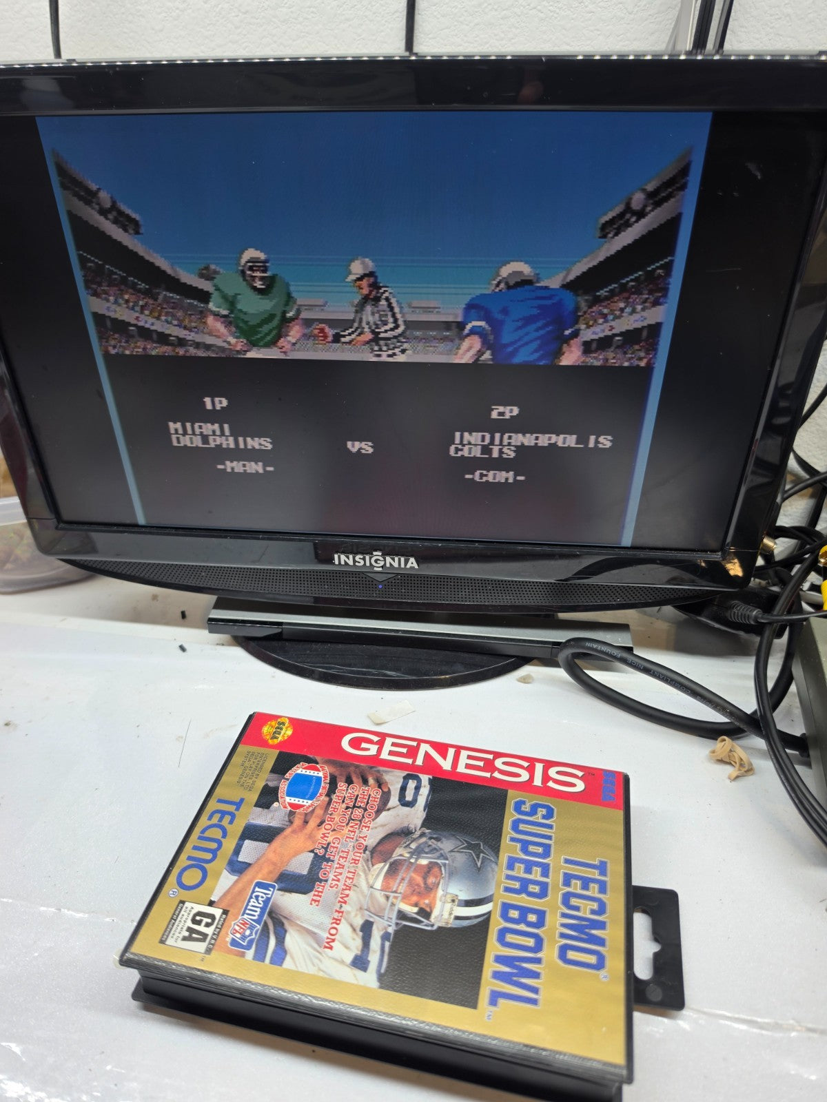 Tecmo Super Bowl (Sega Genesis, 1993) Game, Case, Manual - Tested and Working