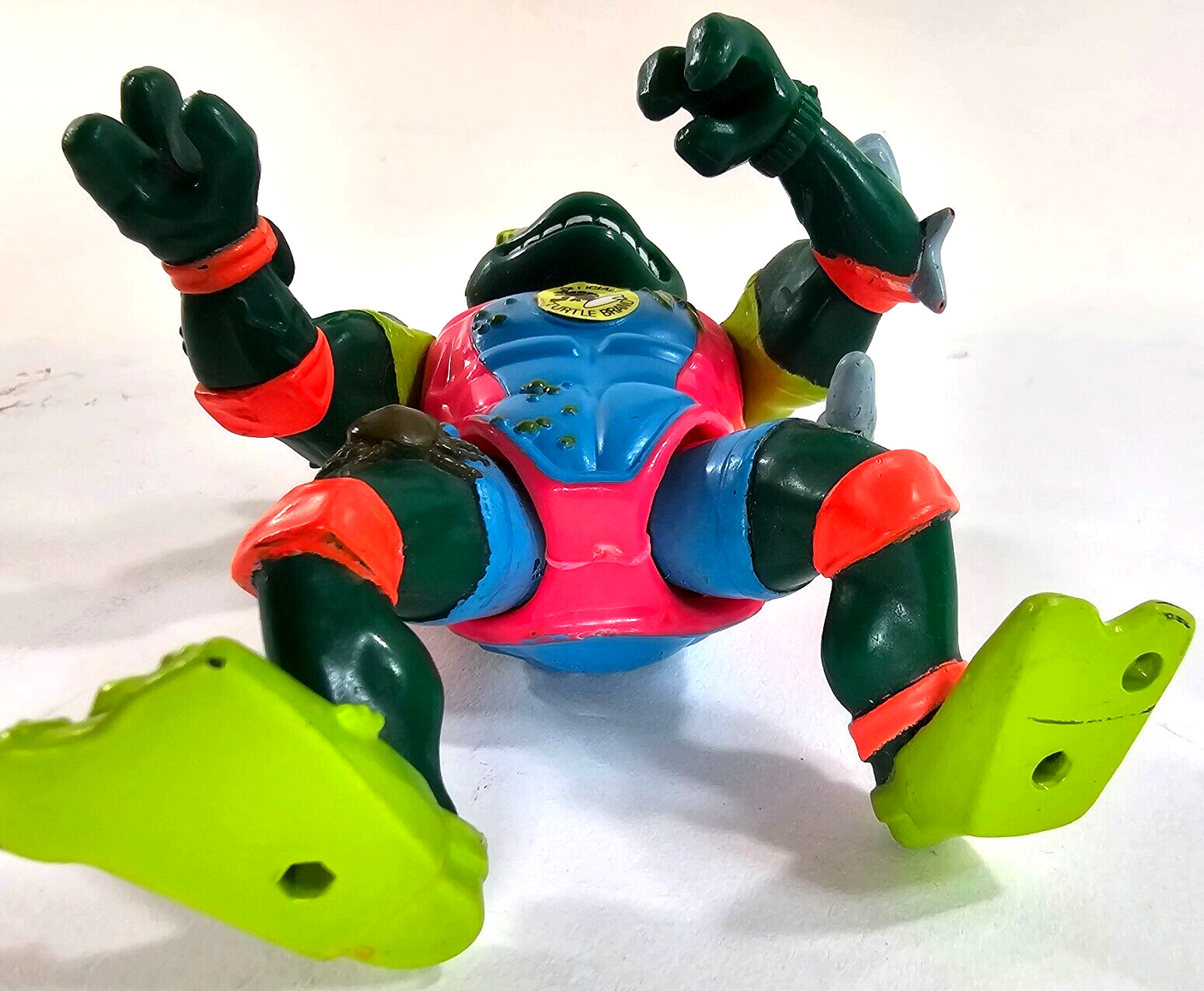 Playmates 1990 Teenage Mutant Ninja Turtles Mike the Sewer Surfer Action Figure