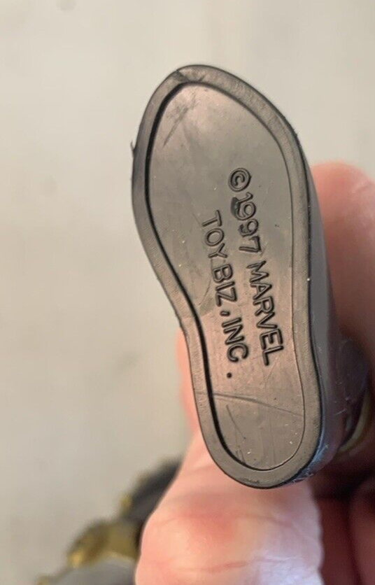 1997 Toy Biz Marvel Universe Professor X 10” Figure