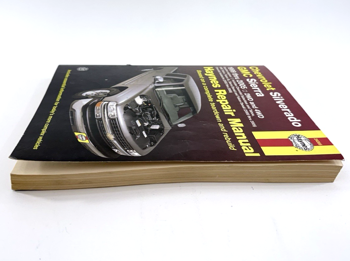 Haynes Chevrolet Silverado GMC Sierra  1999-2005 Repair Shop Manual 24066