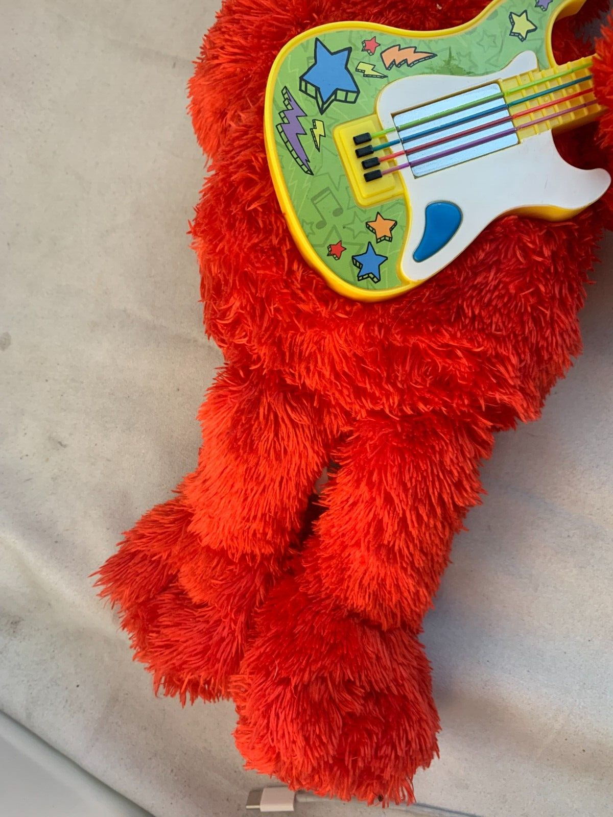 Hasbro 2020 Rock & Rhyme Elmo Singing & Talking Plush - Tested and Working