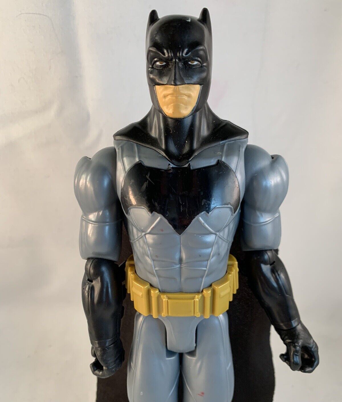 Mattel 2015 Batman Unlimited 12" Batman Action Figure - Black and Grey Batsuit