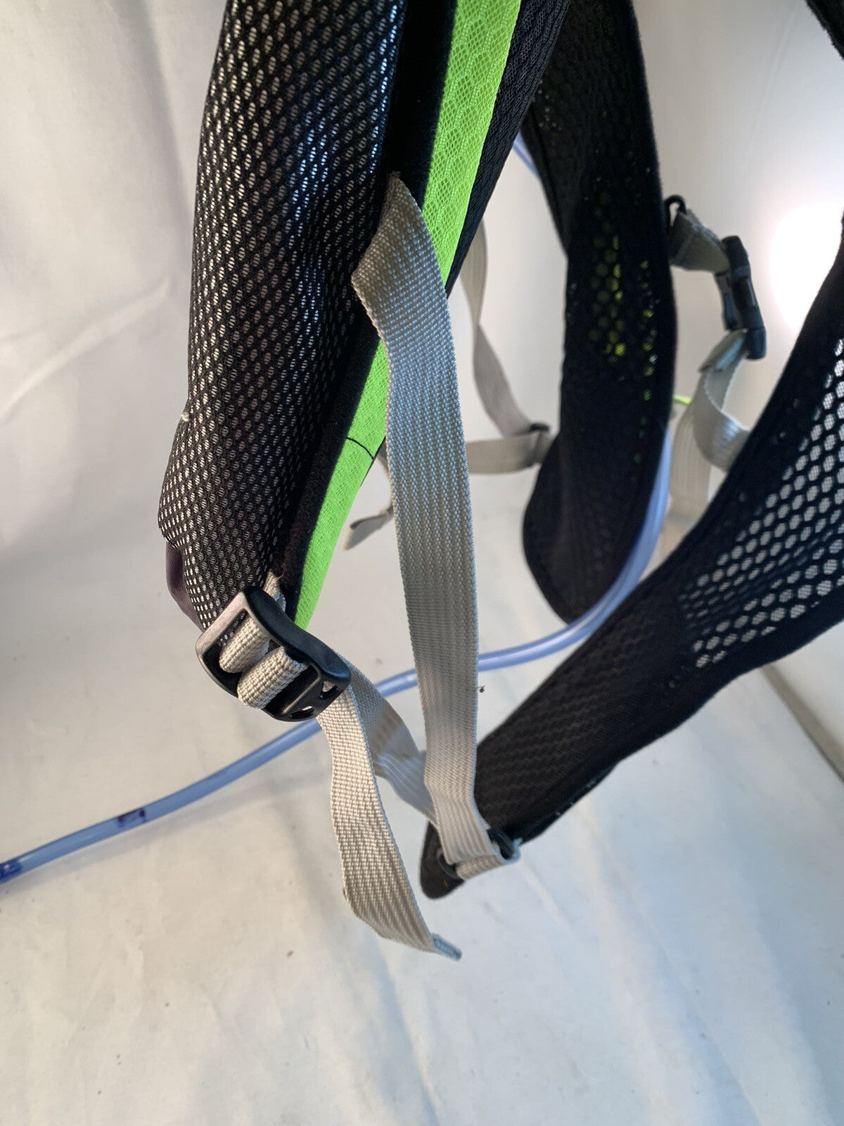 NEW Avia Small ( 1 Liter) Hydration Backpack w/Bladder - Good condition