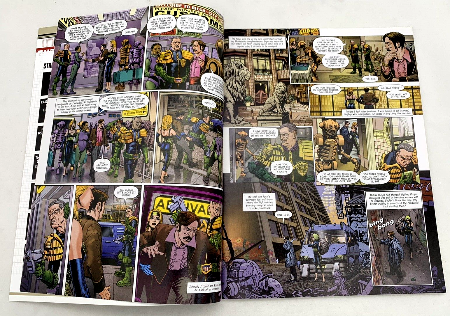 200AD Judge Dredd Megazine Meg #221 - 27 July 2004 - Sleazy Rider UK Comics