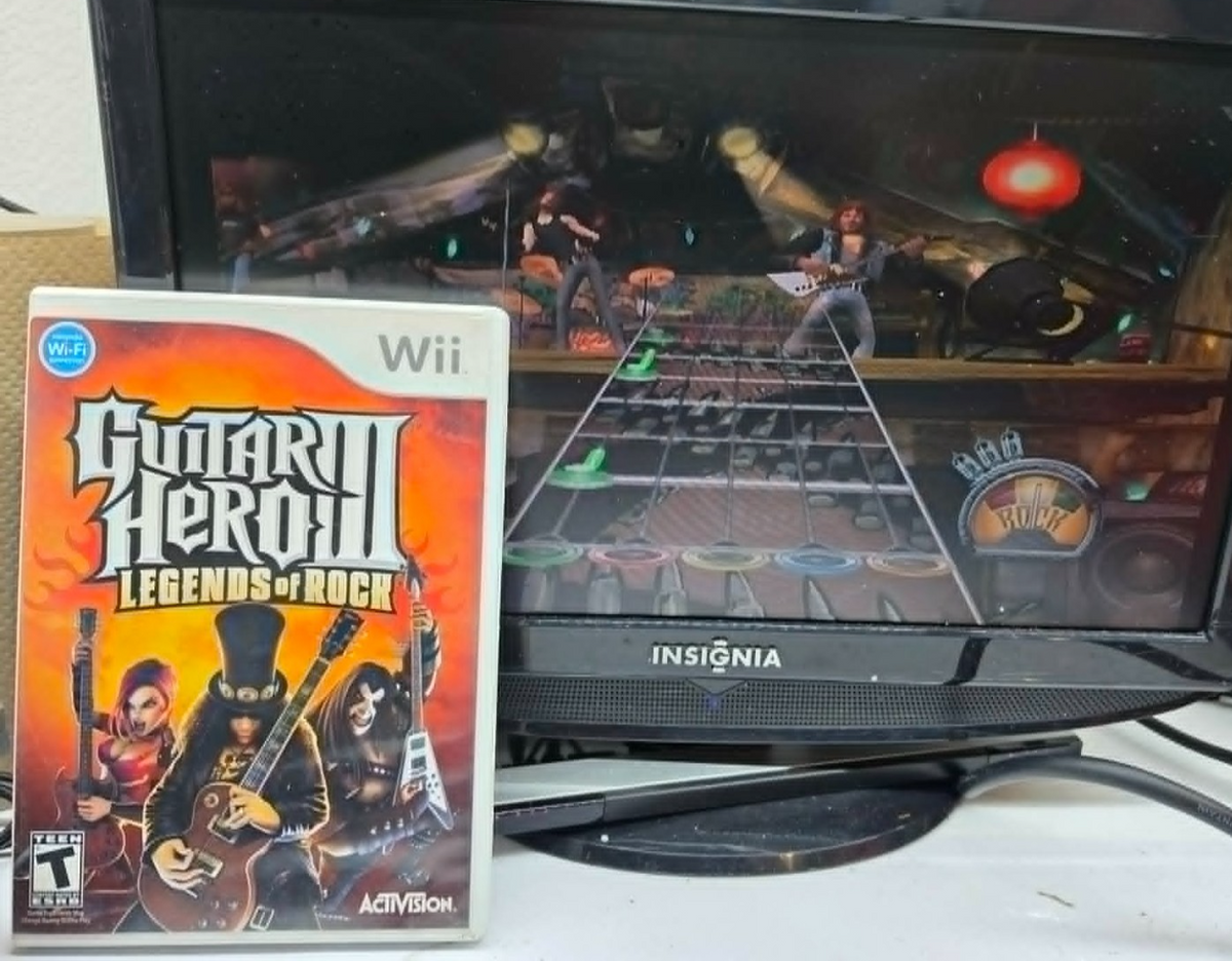 Guitar Hero 3 III Legends Of Rock (Wii, 2006) Game, Case, Manual - Tested