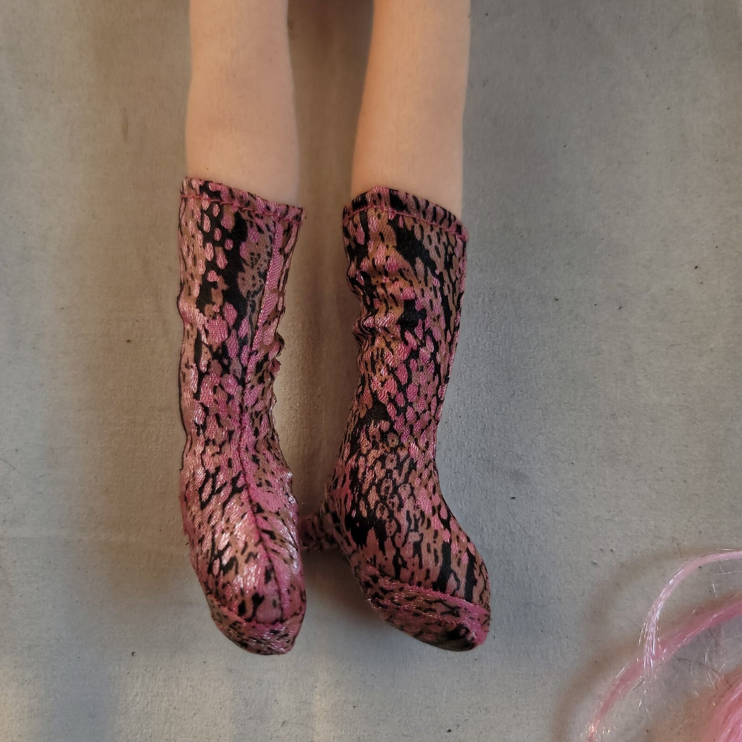 Ty Girlz 13" Plush Dolls Lot of 2 Toys Sizzlin' Sue and Punky Penny