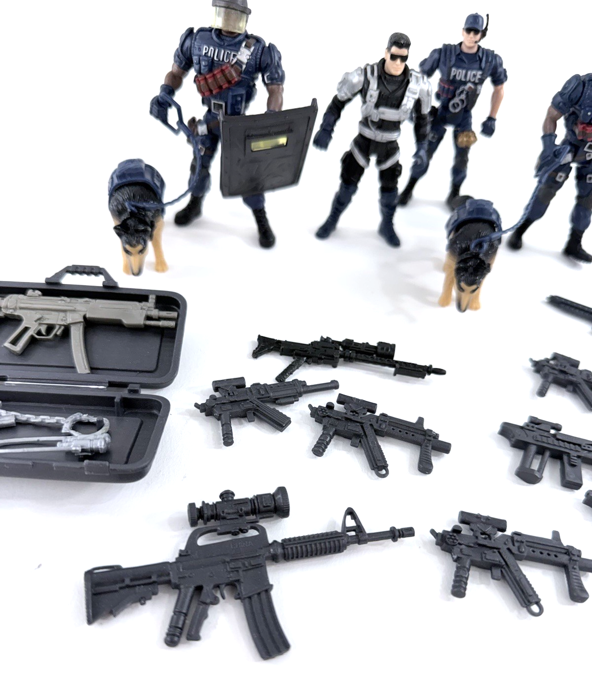 Chap Mei 3.75” Police Force/Soldier Force Action Figures With Accessories