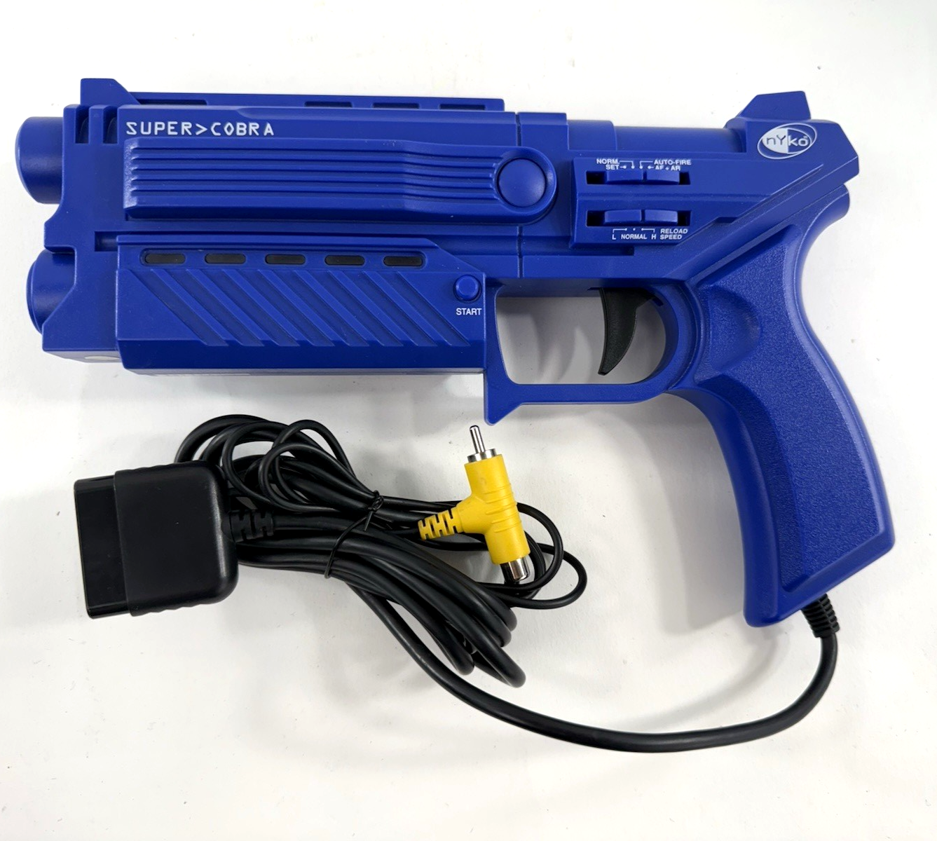 Nyko Super Cobra Blue Light Gun PS-80040-E09 for PS1/PS2 - Tested and Working