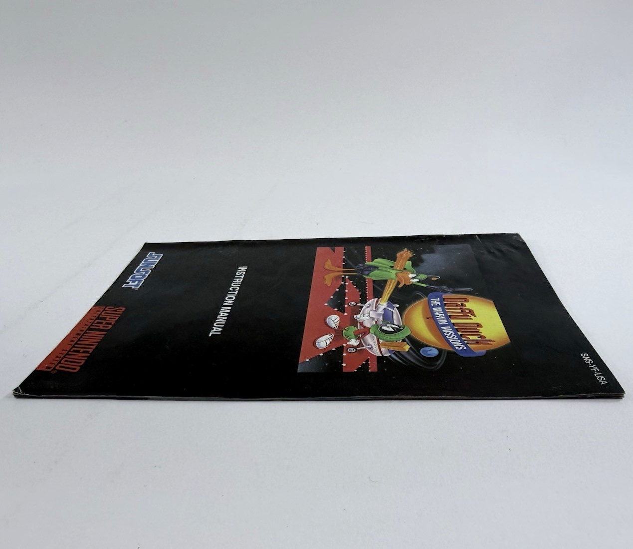 Sunsoft 1993 Daffy Duck The Marvin Missions Instructional Manual SNS-YF-USA