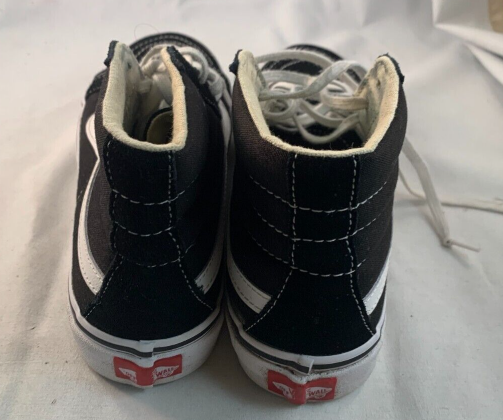 VANS Sk8-Hi Black/White Hi-top Men's 7.5 Sneakers with Original Box