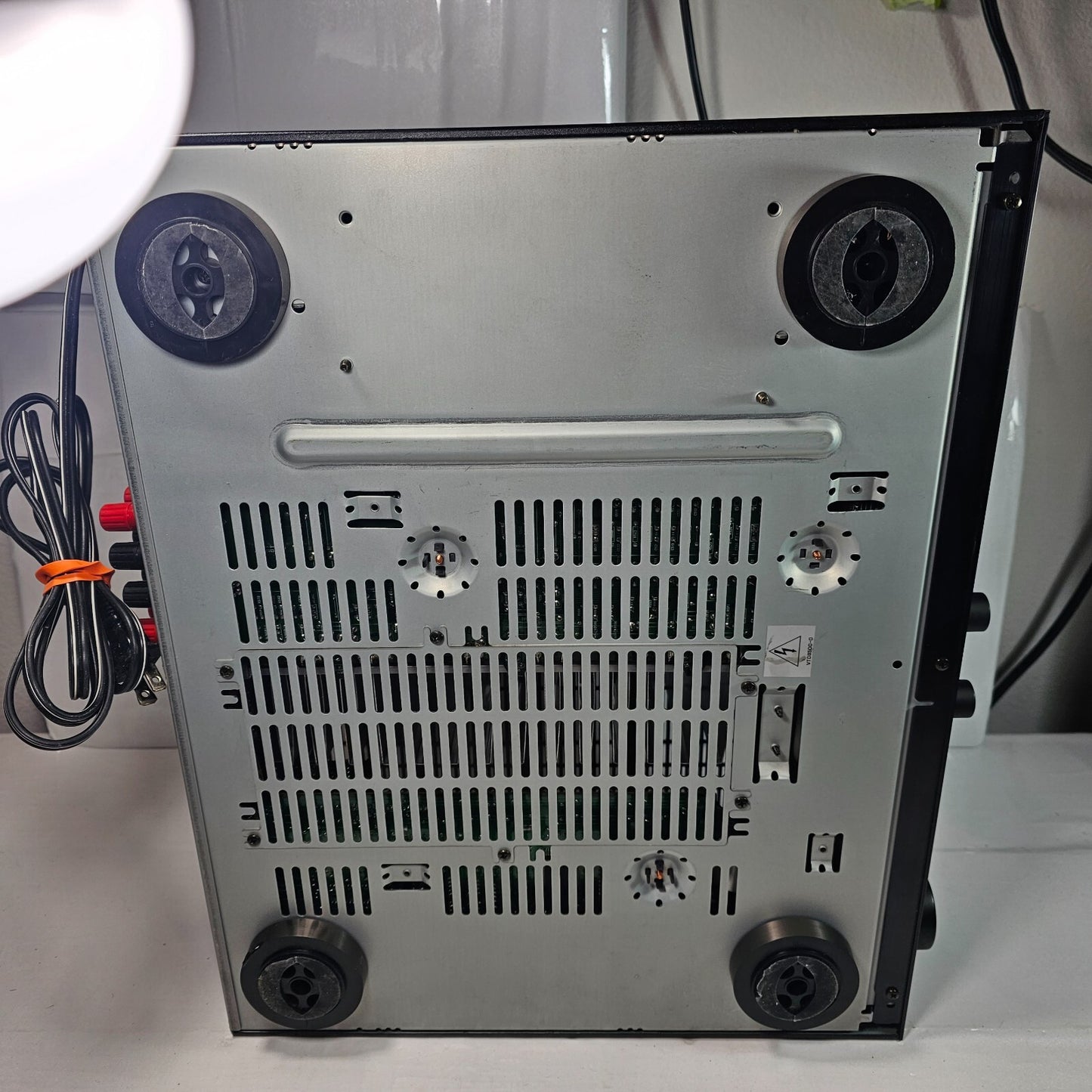 Yamaha RX-V590 RDS Audio Video 5.1 Natural Sound Surround Sound AV Receiver