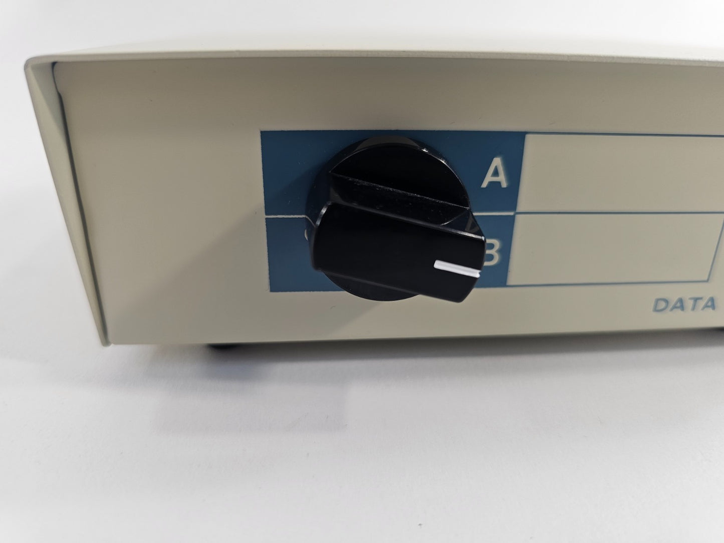 Manual  DB-25 A/B Data Switch Box - Parallel Port Selector - Power-Free - Tested
