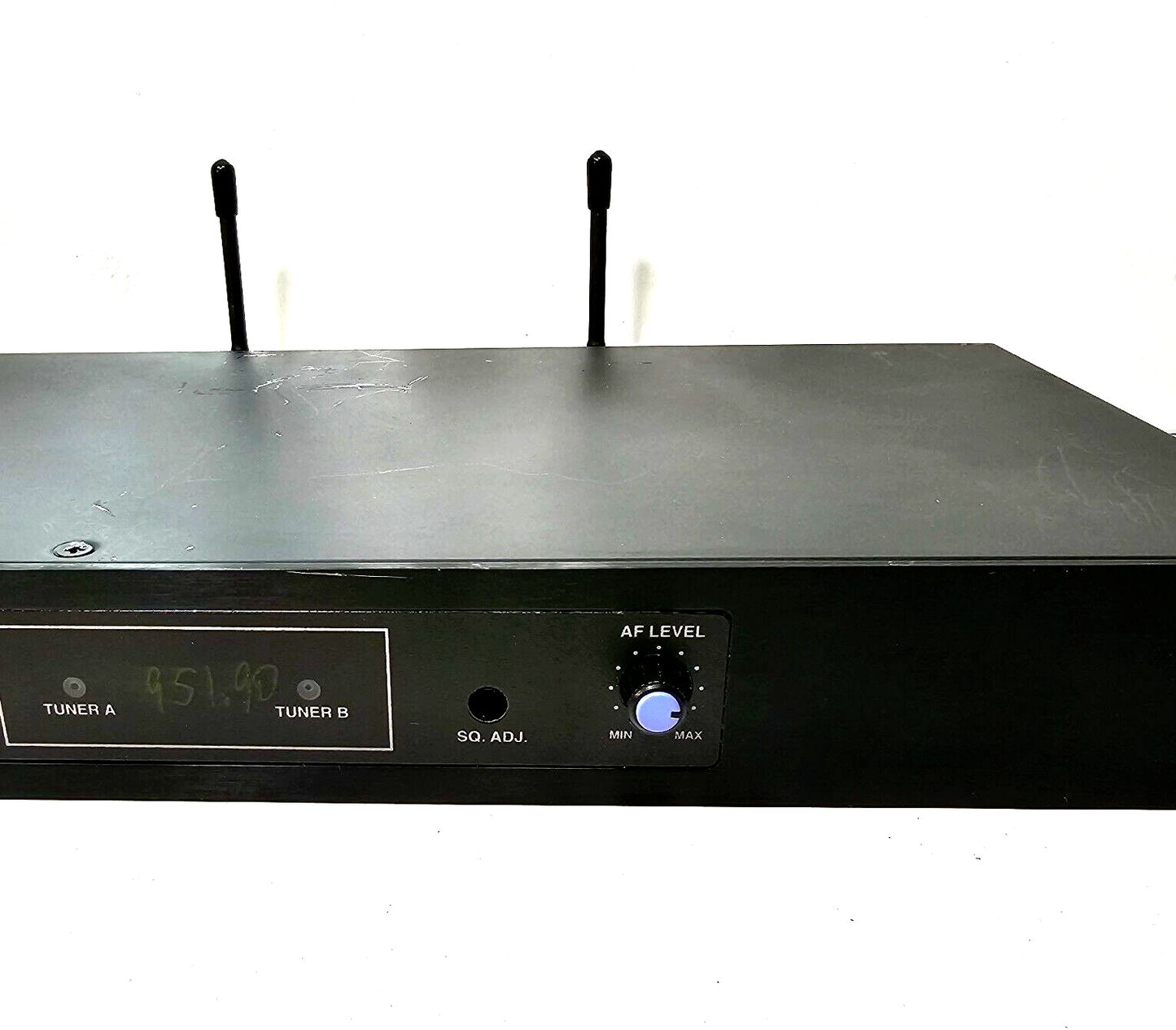 Audio Technica ATW-R19 UHF Diversity Receiver with Rackmount and Antenna -