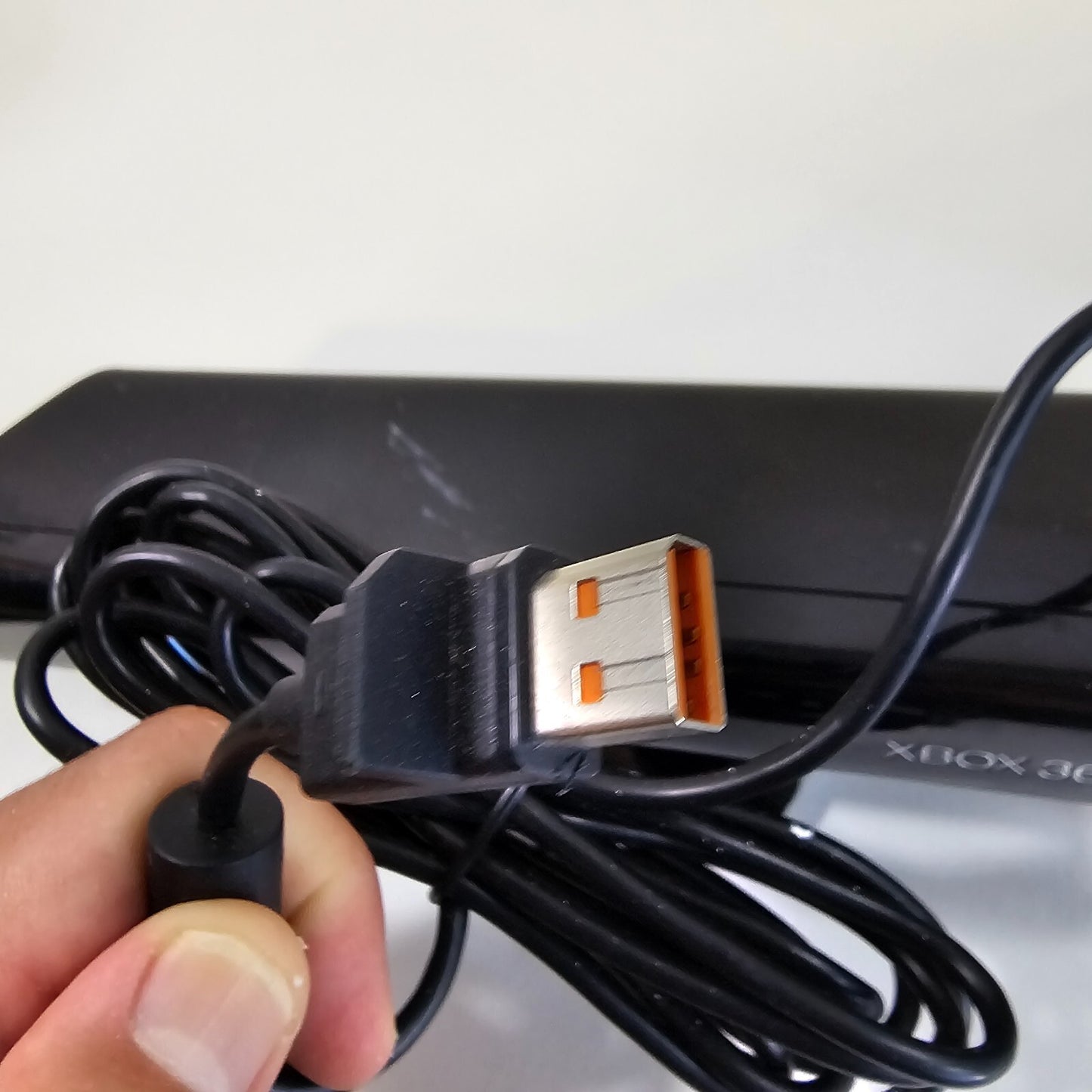 Microsoft White Xbox 360 120 GB Console with Cords, Kinect and Games - Tested