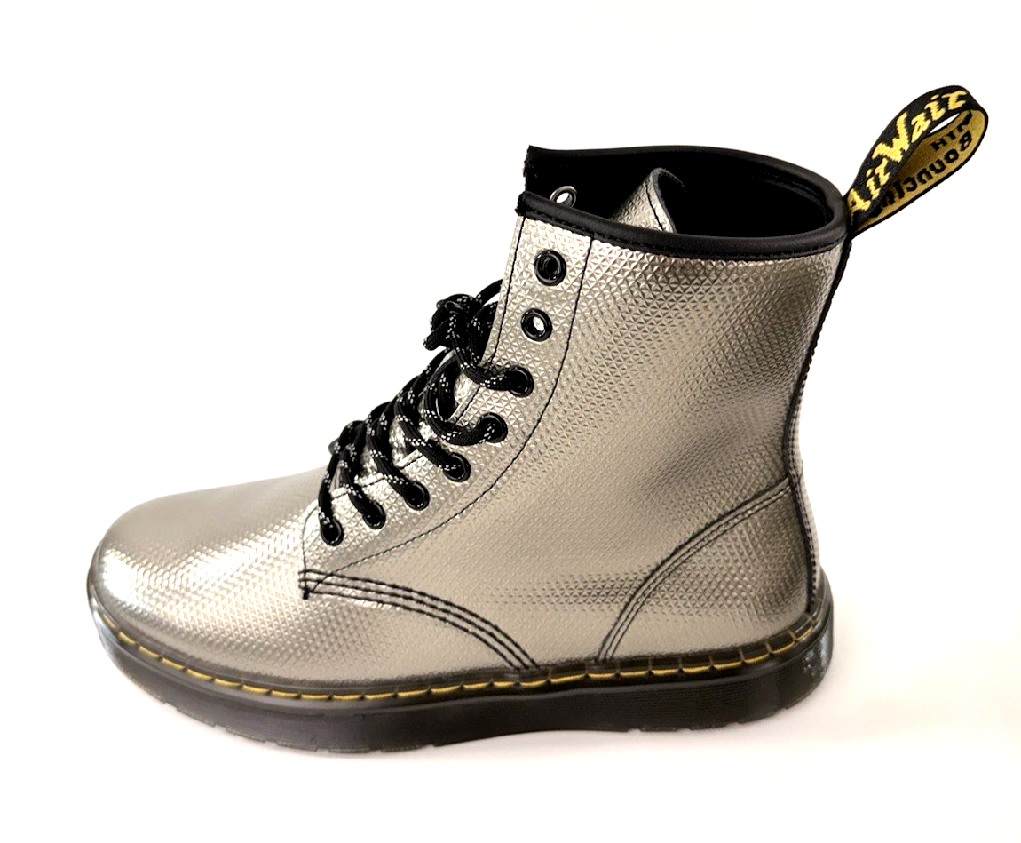 Doc Martens Zavala Metallic Textured Leather 8-Eye Unisex Boots Men's US Size 8