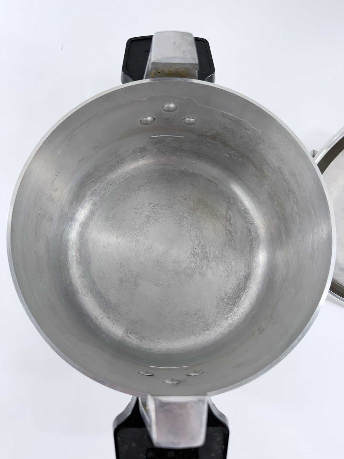 Wear-Ever Chicken Bucket 4 Qt, 3.8L Stove-Top Pressure Cooker Fryer Model 90024