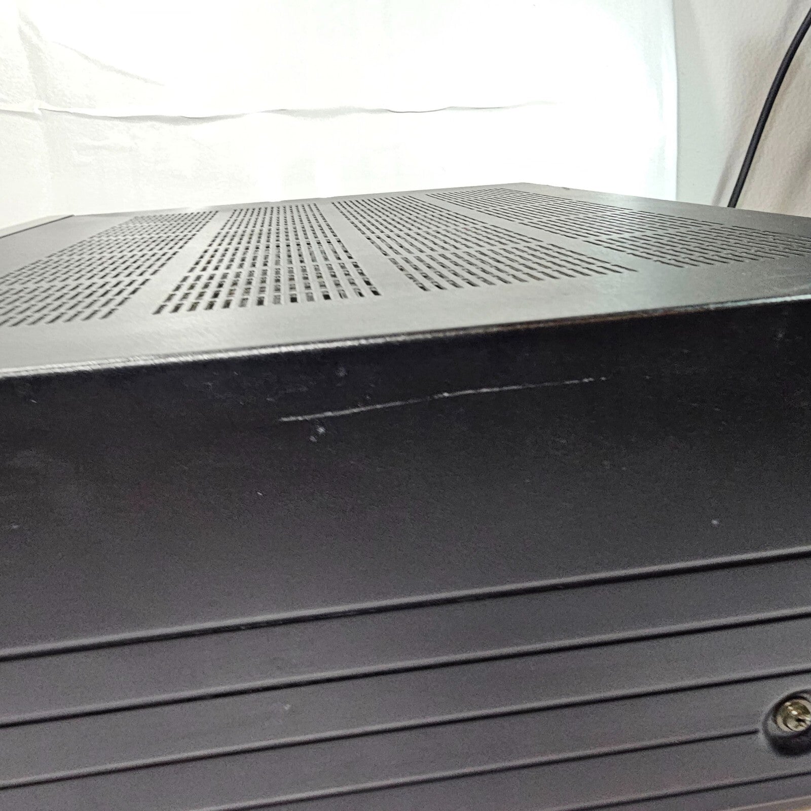 Yamaha RX-V590 RDS Audio Video 5.1 Natural Sound Surround Sound AV Receiver