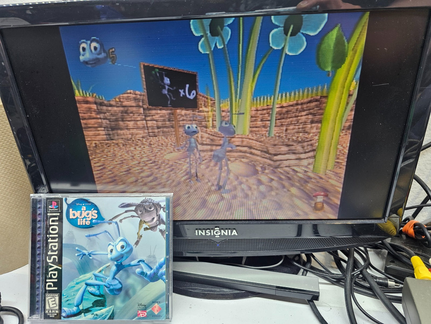 A Bug's Life (Sony PlayStation, 1998) Game Case Manual - Tested