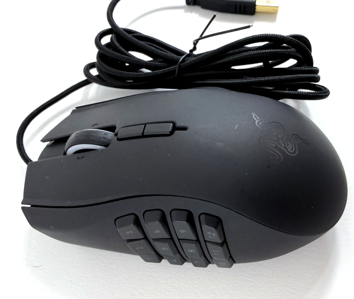 Razer Naga 2014 RZ01-01040100 Wired Gaming Mouse - Tested and Working