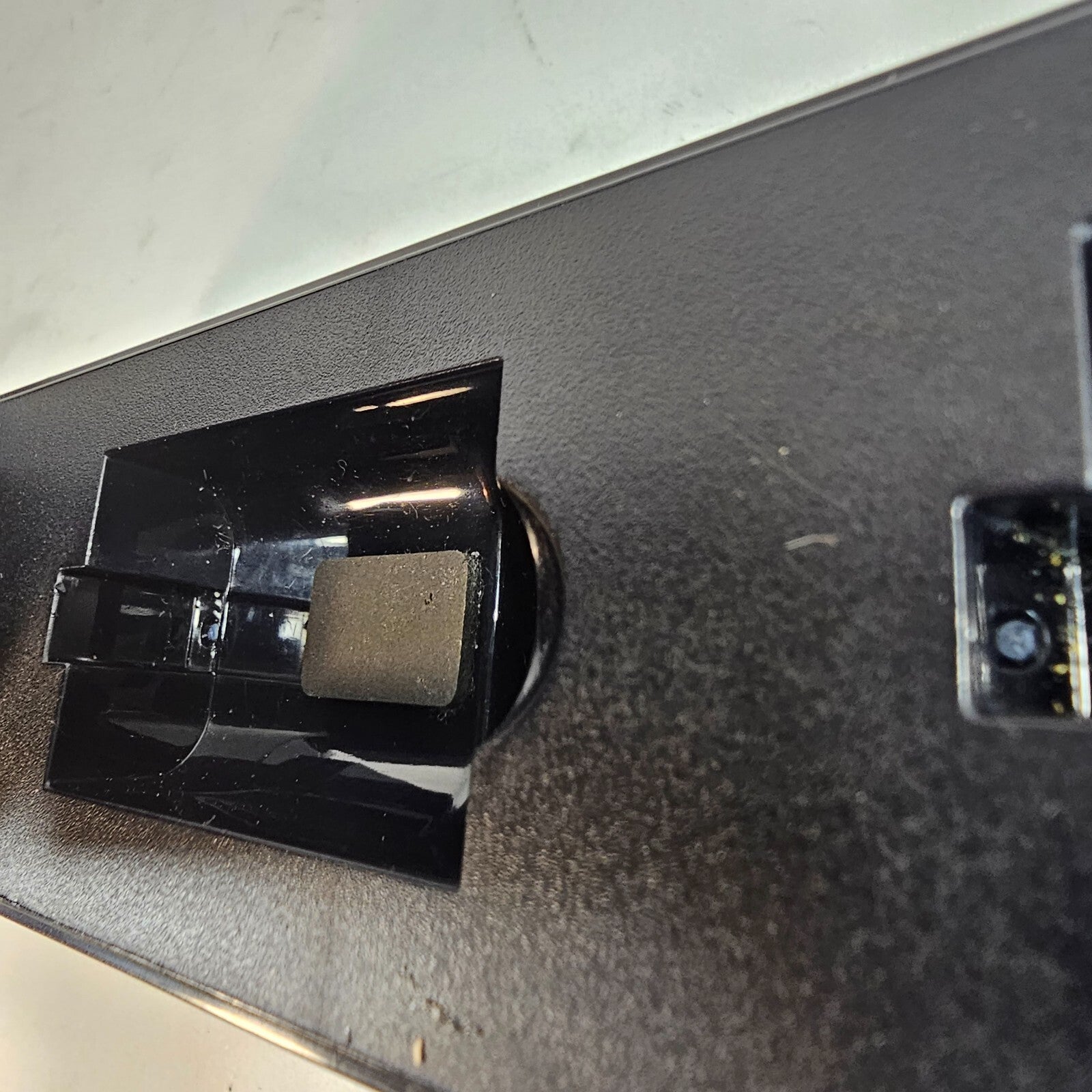 Nyko Xbox 360 Charging Base / Docking Station model 86118-P37 - Tested