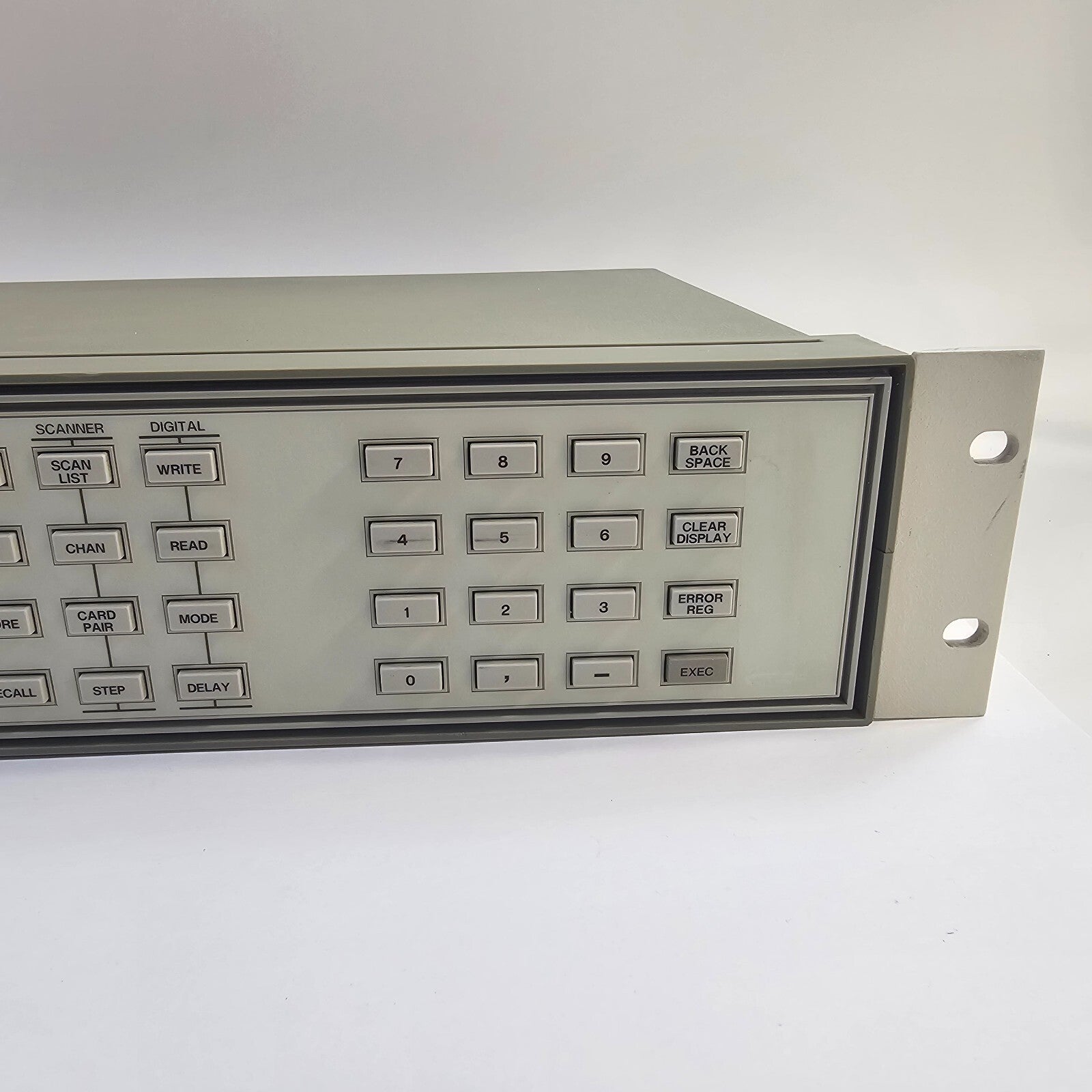 Hewlett Packard 3488A Switch / Control Unit with Mounting Brackets - Tested