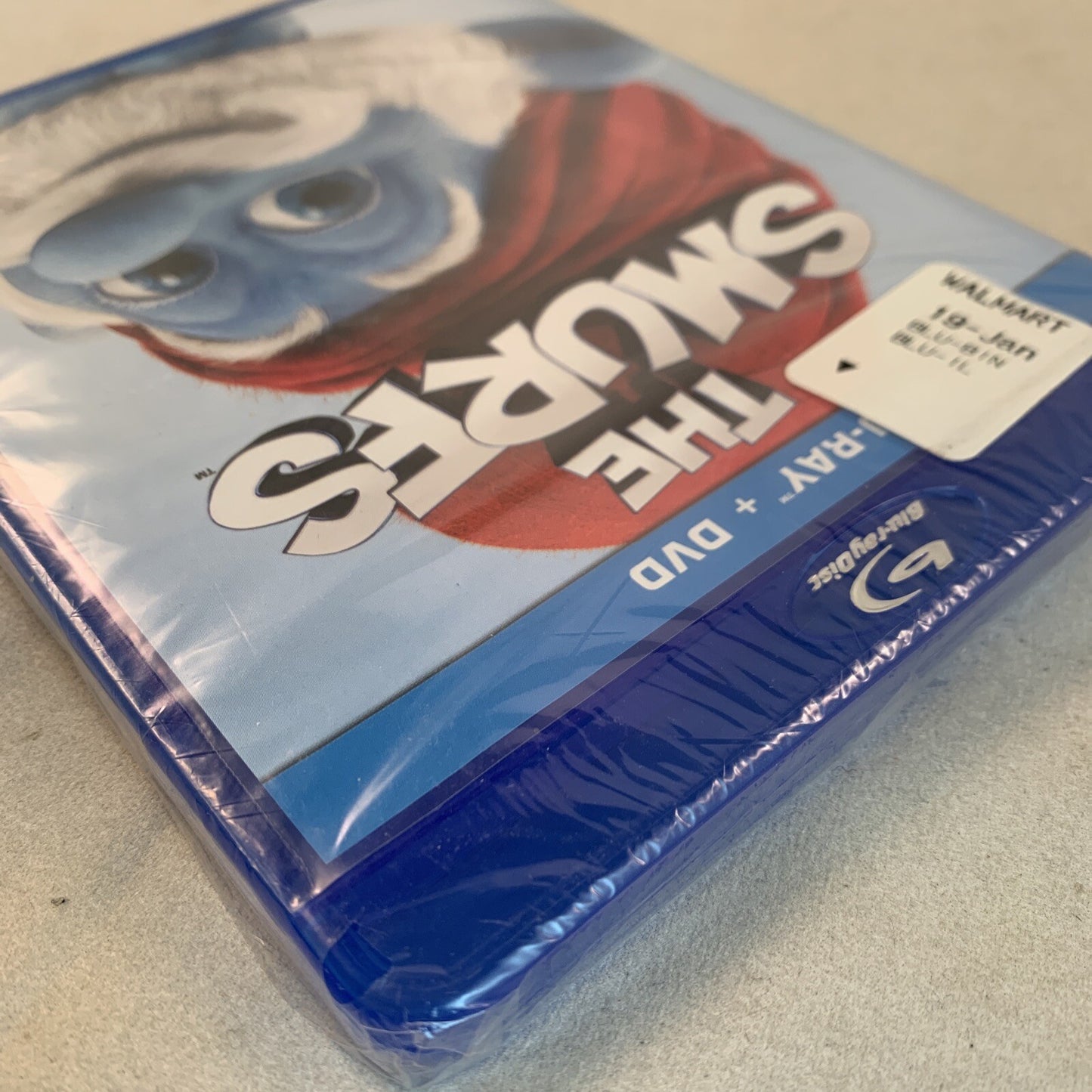 The Smurfs (Blu-ray/DVD Combo Pack) New, Factory Sealed
